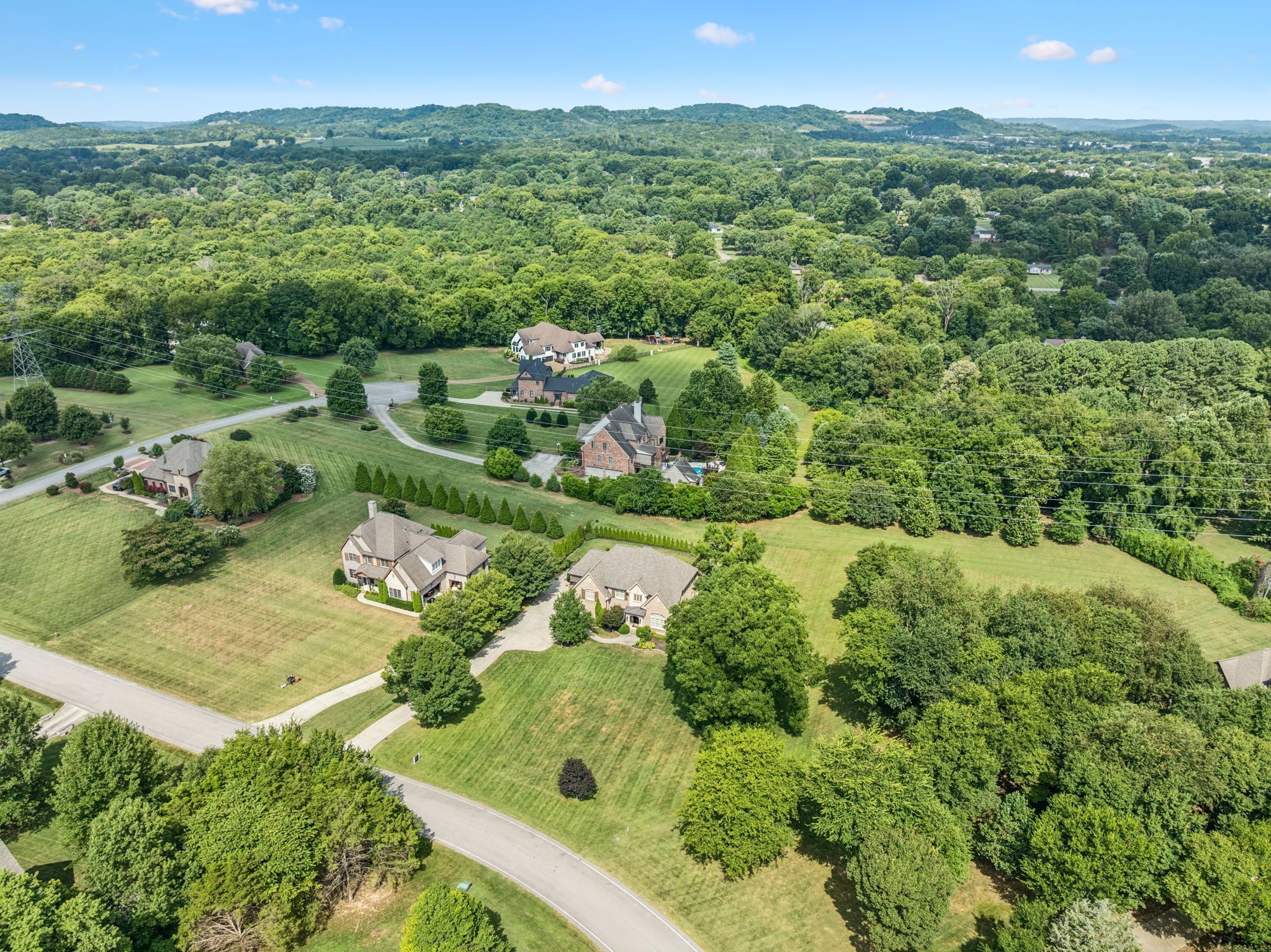 2433 Durham Manor Dr