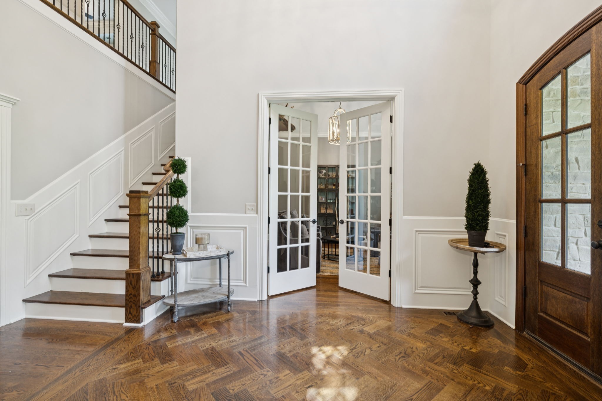 2433 Durham Manor Dr