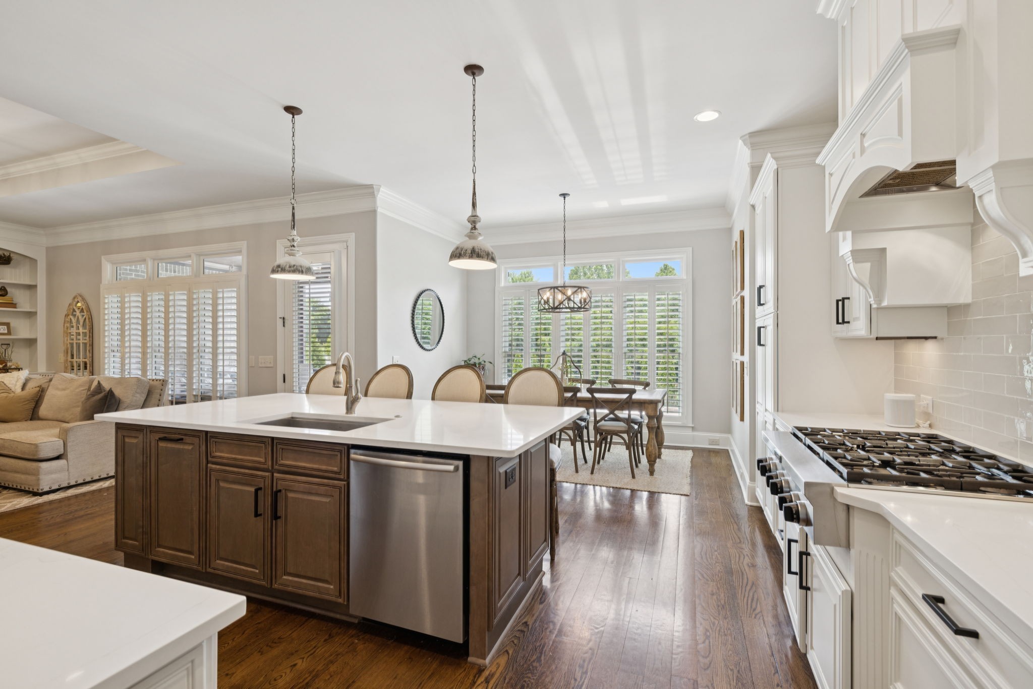 2433 Durham Manor Dr