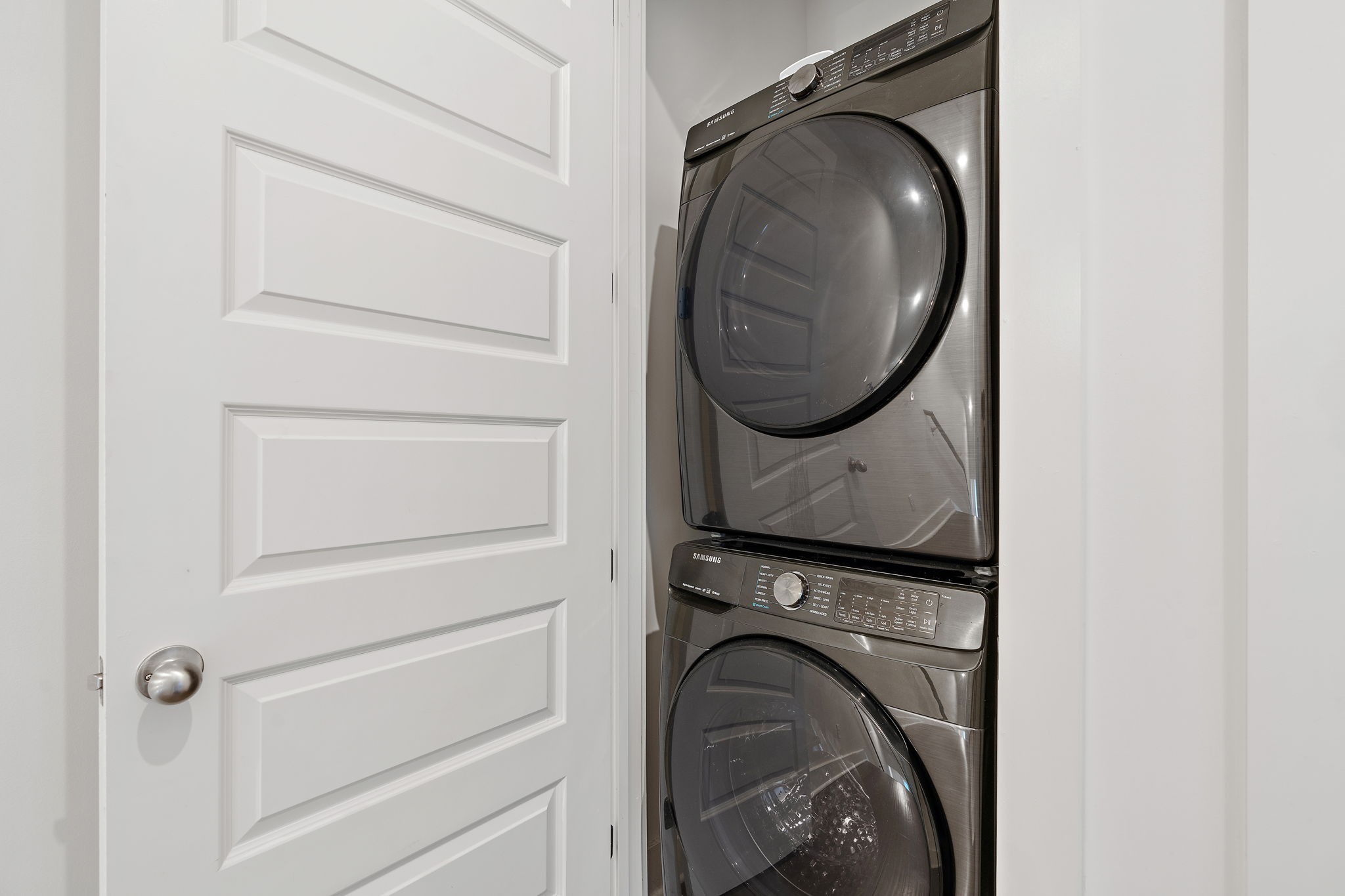 700 James Ave Unit: 33