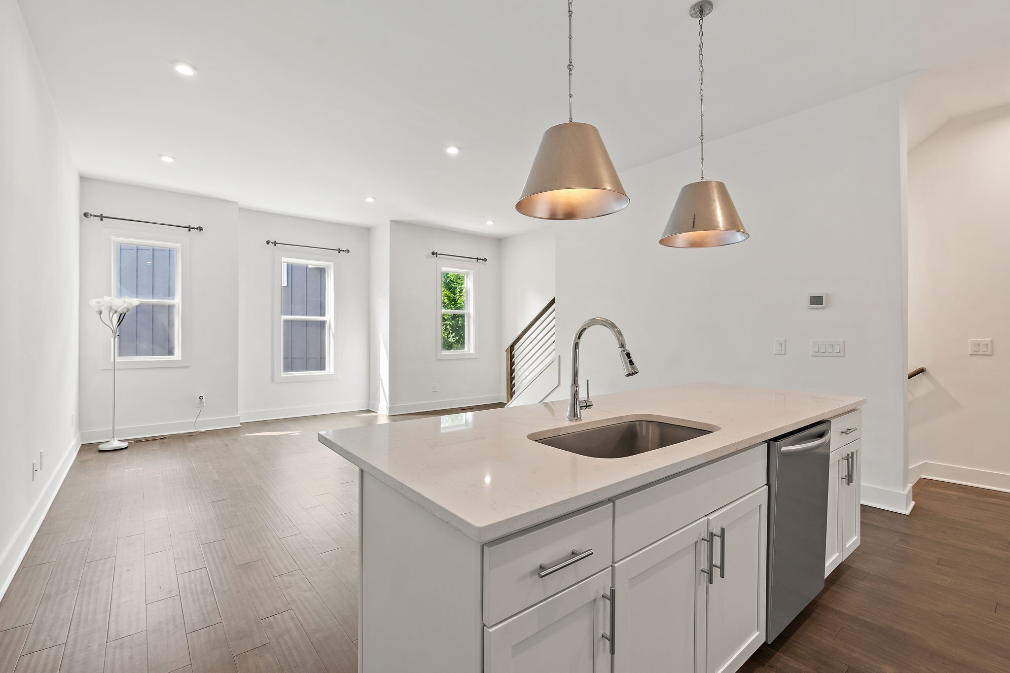 700 James Ave Unit: 33