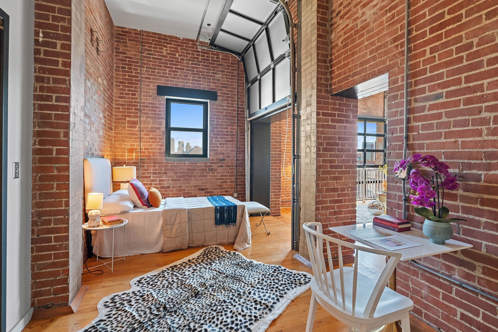 1350 Rosa L Parks Blvd Unit: 301