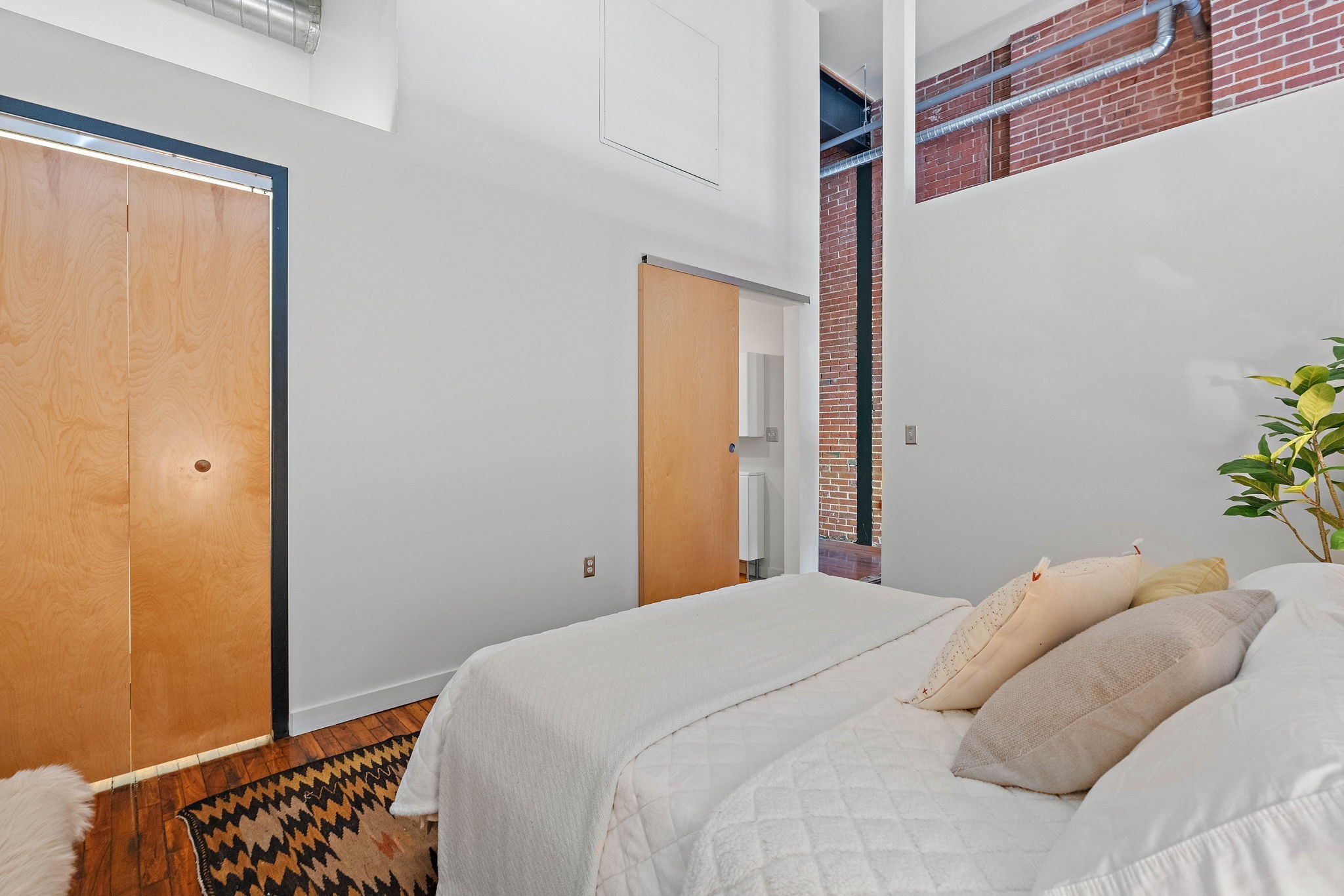 1350 Rosa L Parks Blvd Unit: 301