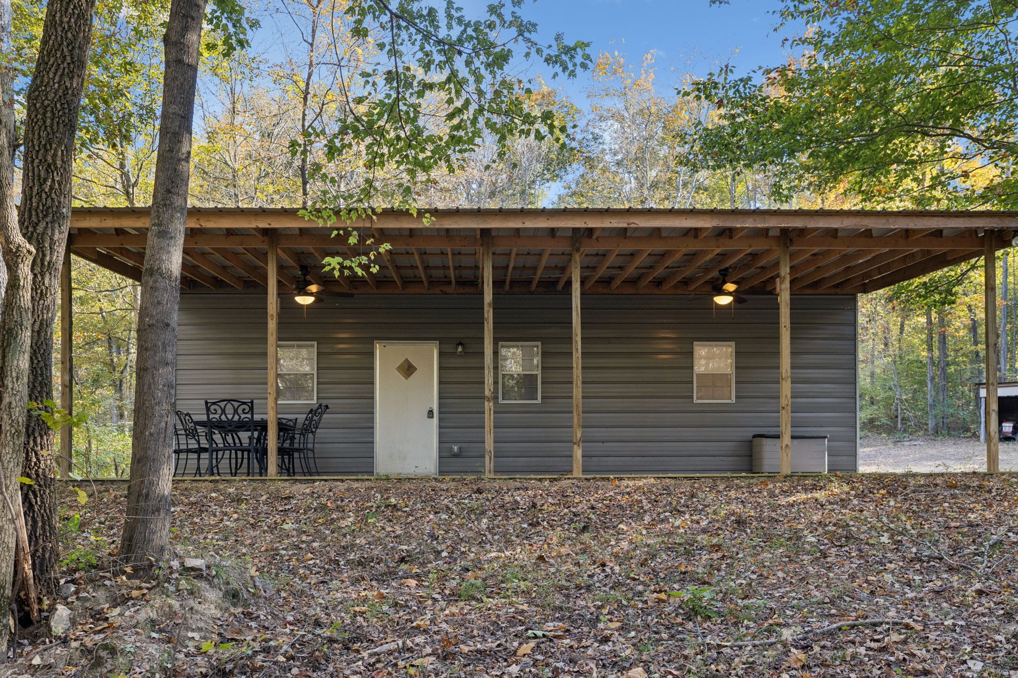 1399 Roberts Creek Rd