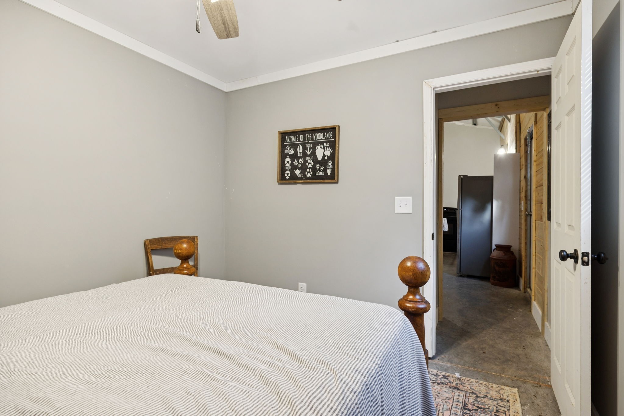 1399 Roberts Creek Rd