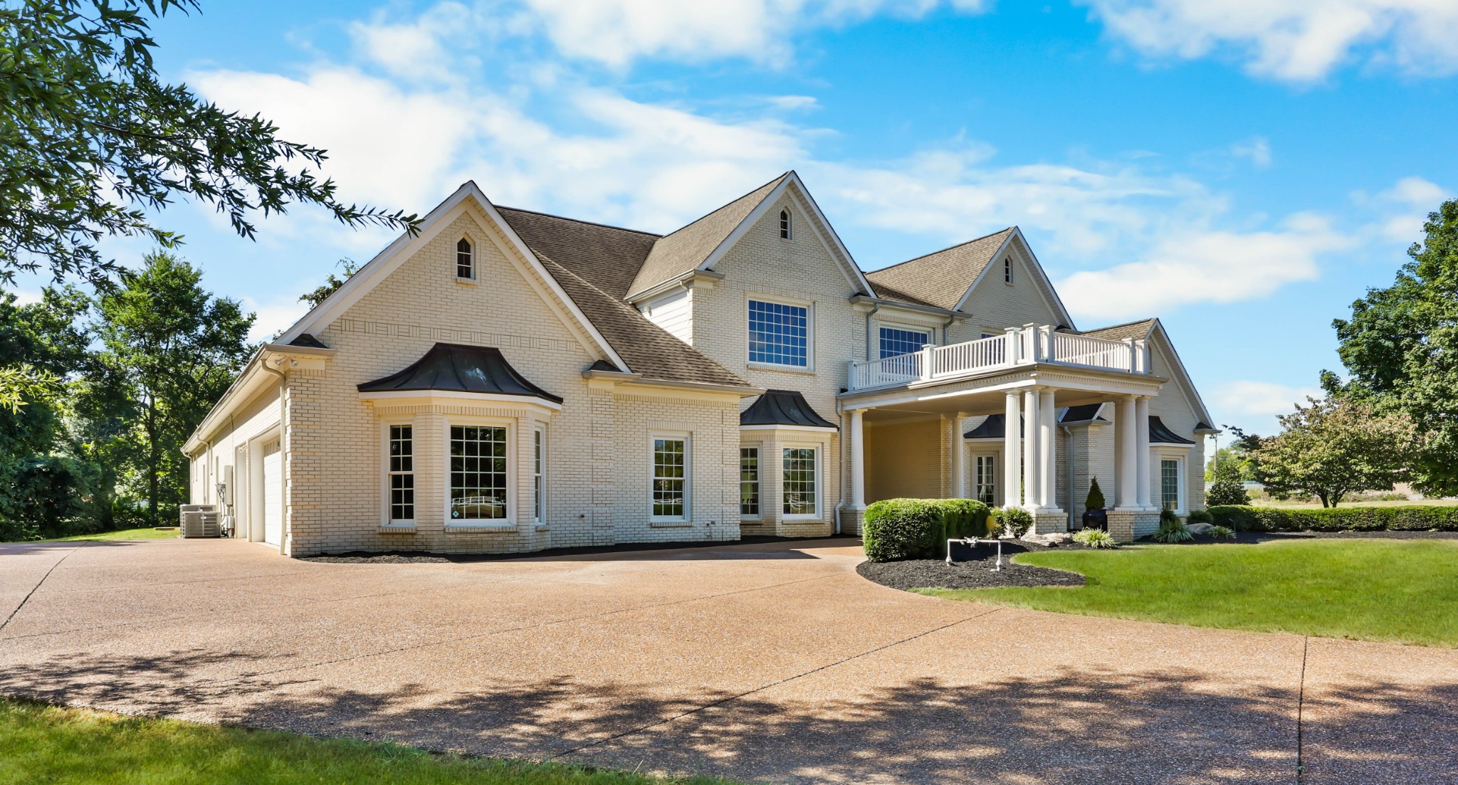 2360 Memorial Drive Ext