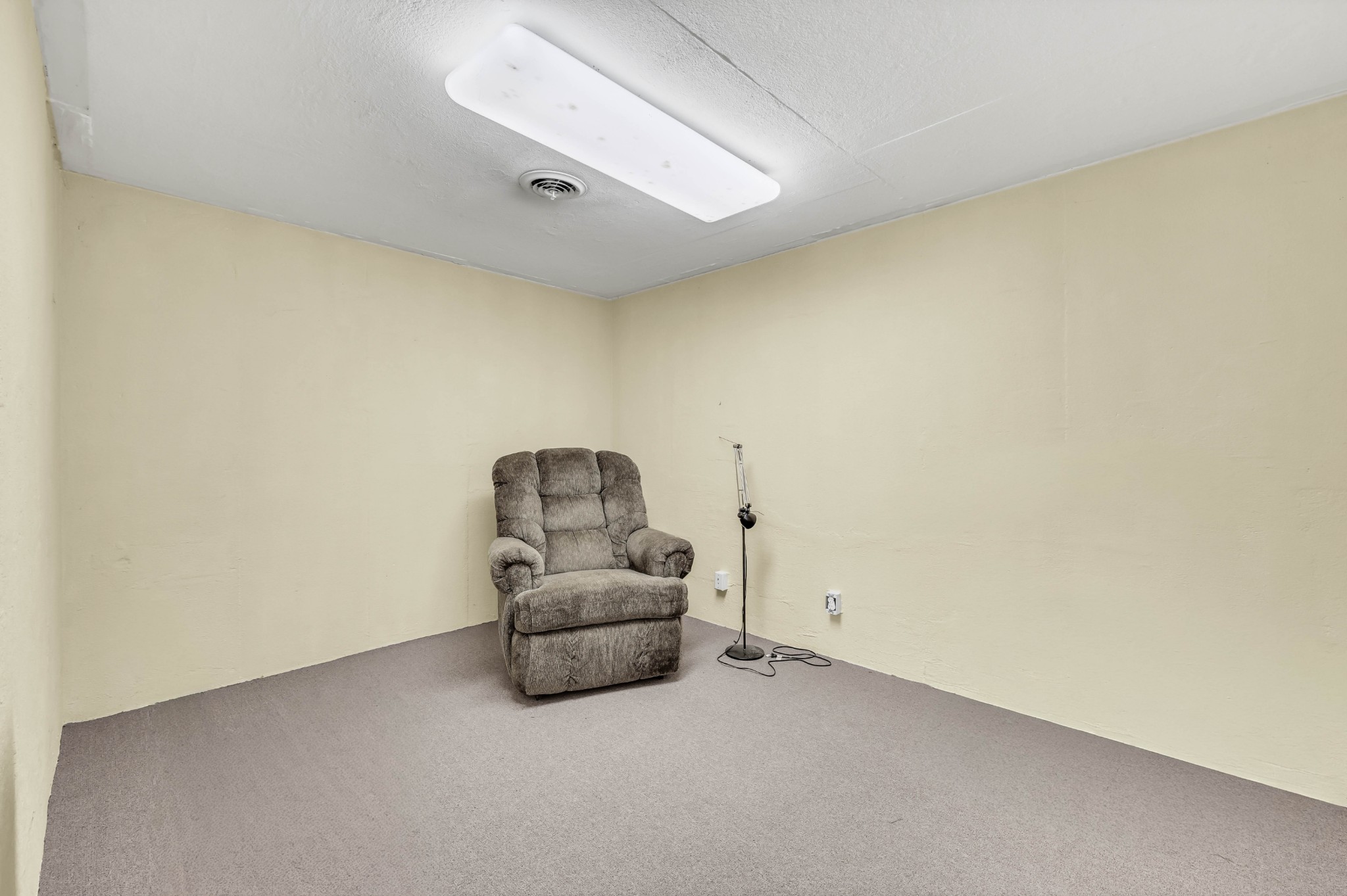 2360 Memorial Drive Ext