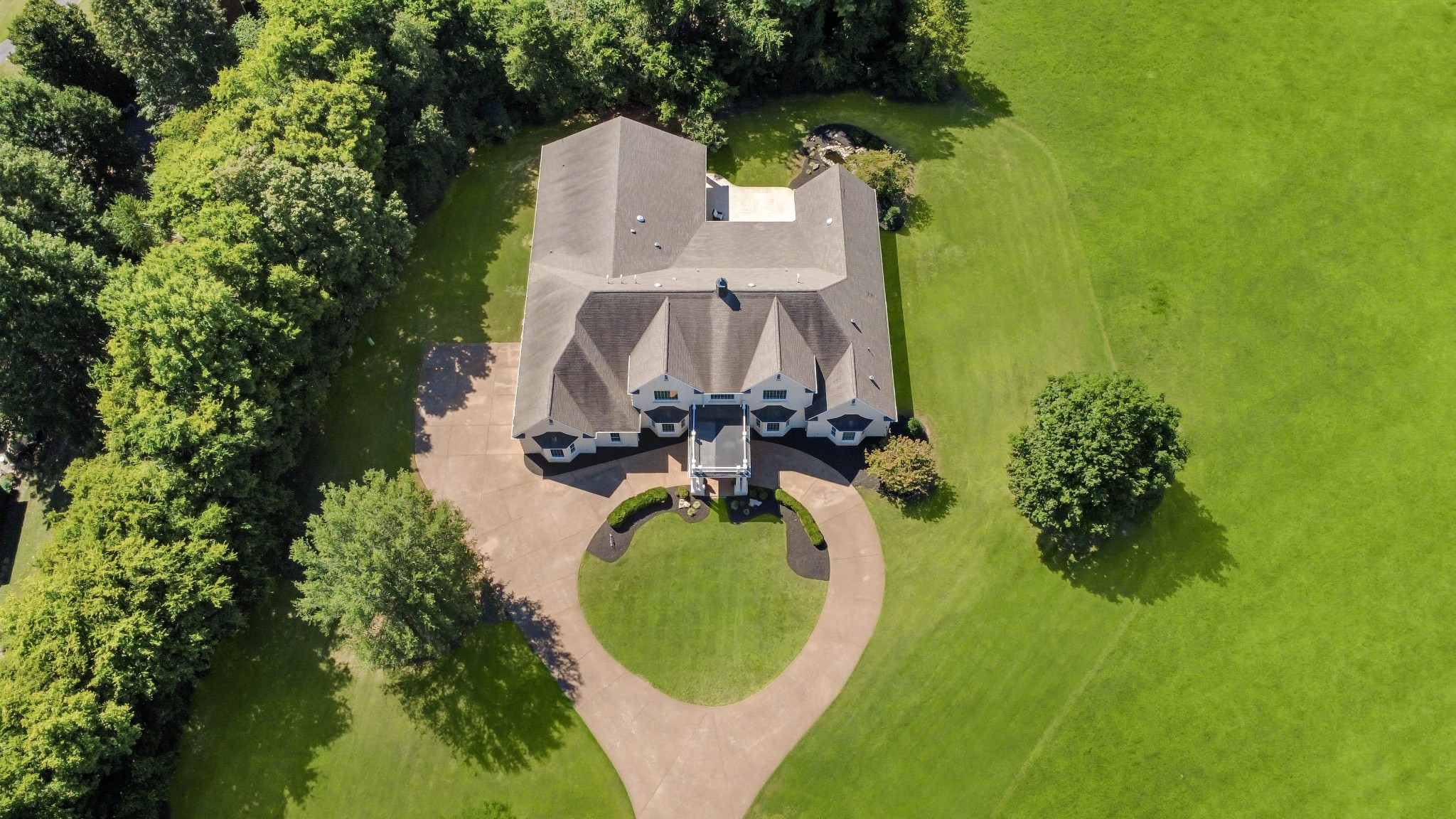 2360 Memorial Drive Ext