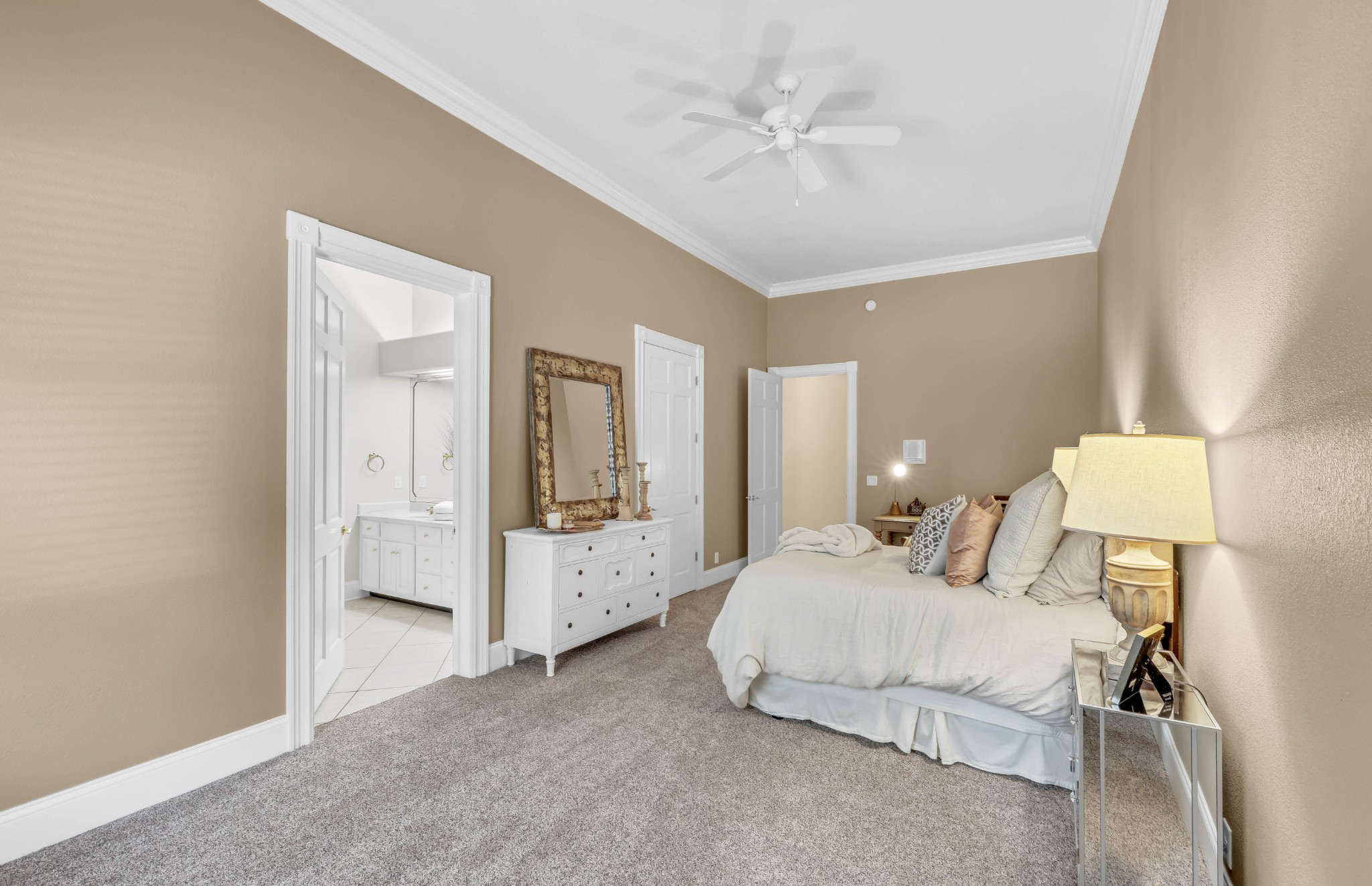 2360 Memorial Drive Ext