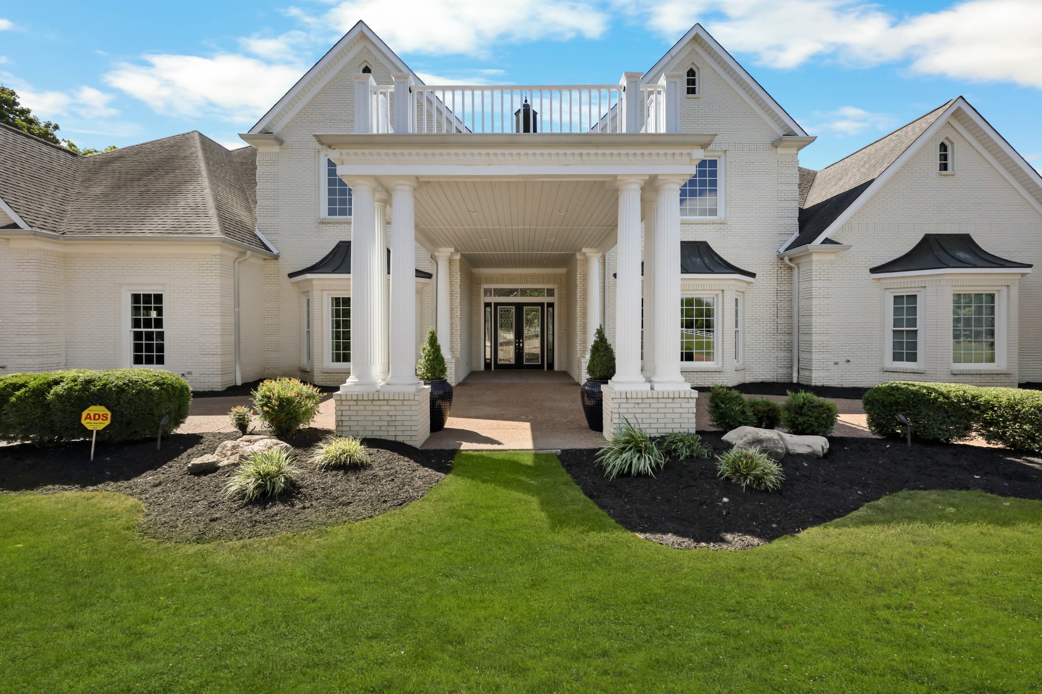 2360 Memorial Drive Ext