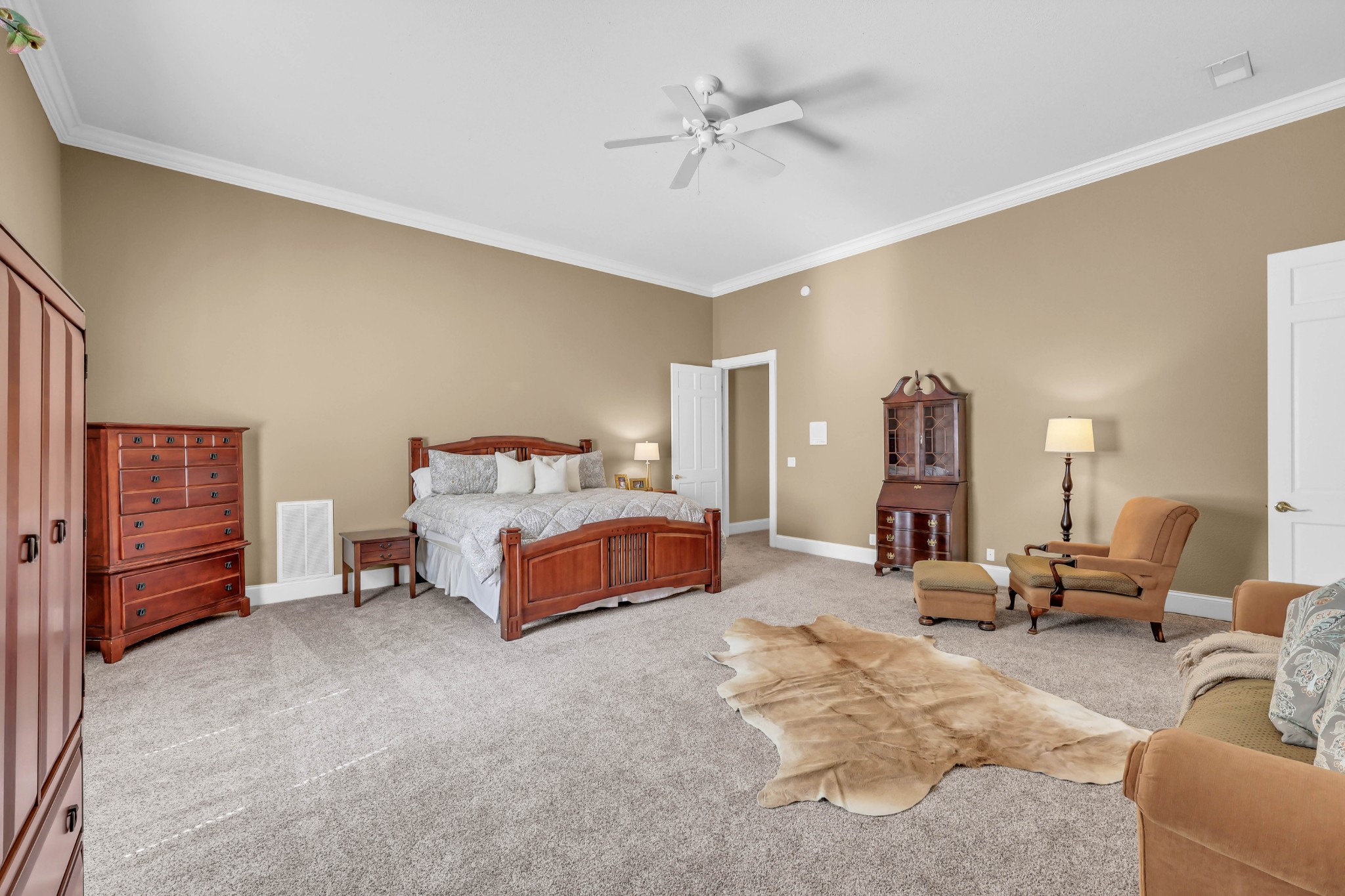 2360 Memorial Drive Ext