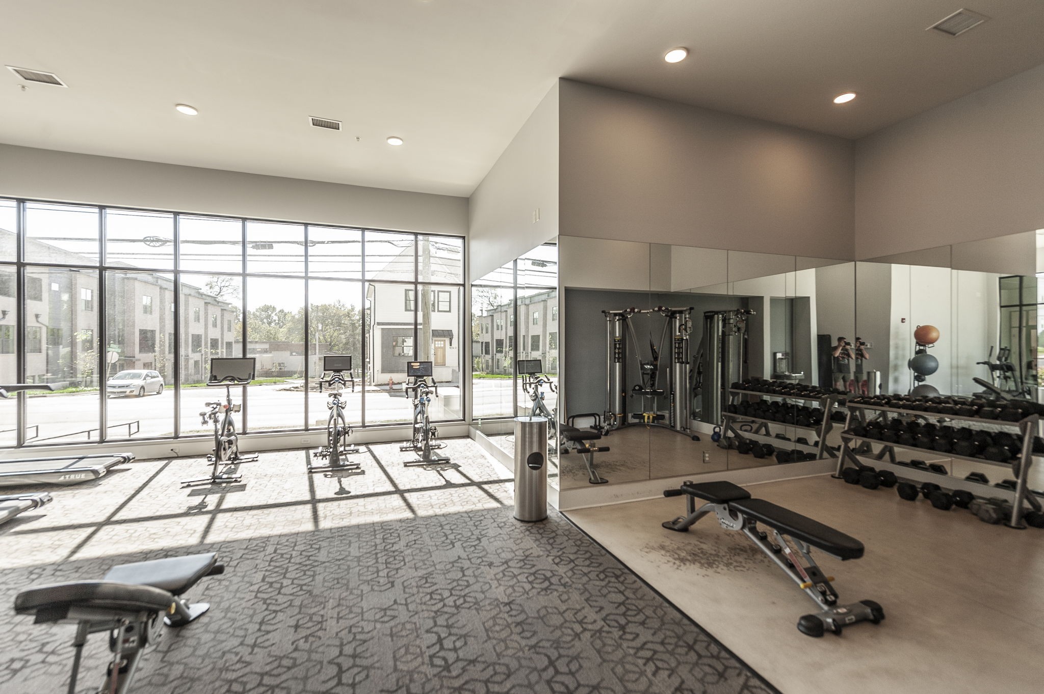 1041 E Trinity Ln Unit: 301