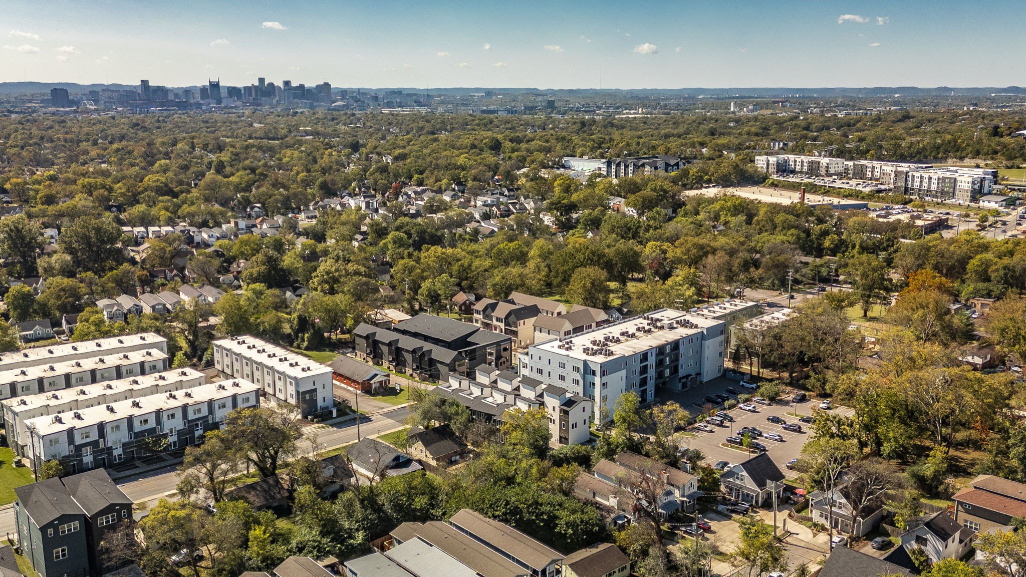 1041 E Trinity Ln Unit: 301