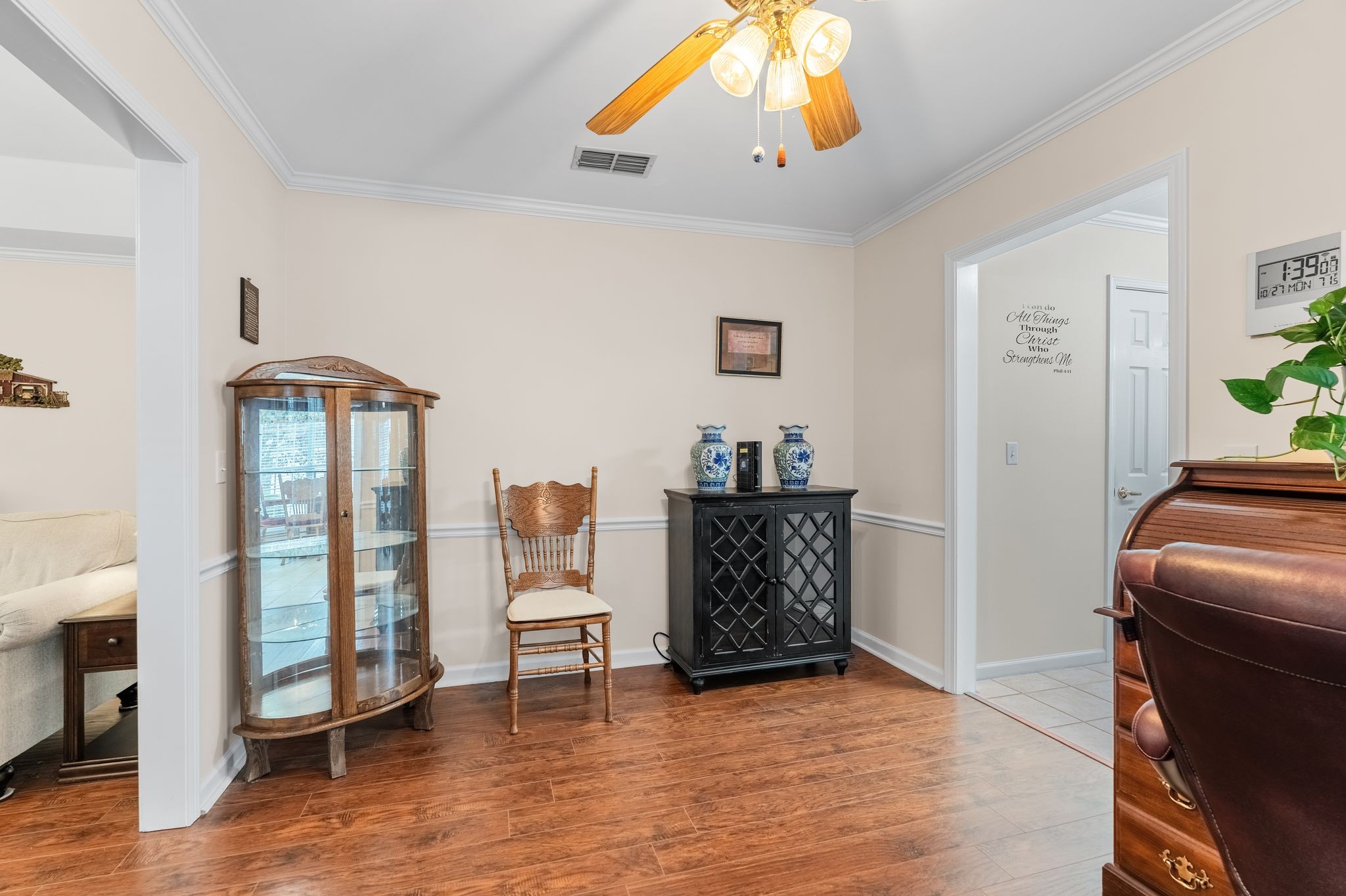 327 Forest Glen Circle