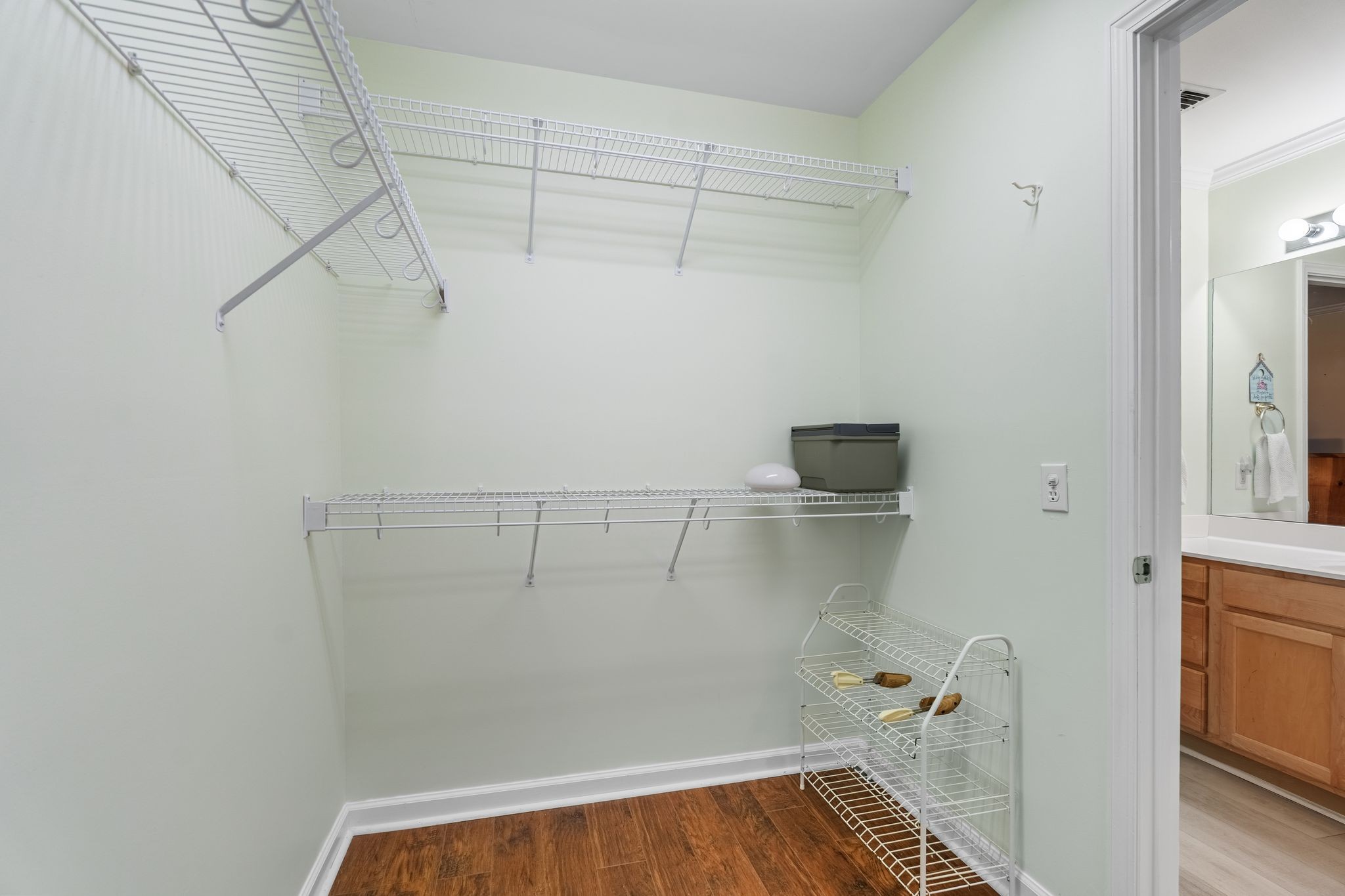 327 Forest Glen Circle