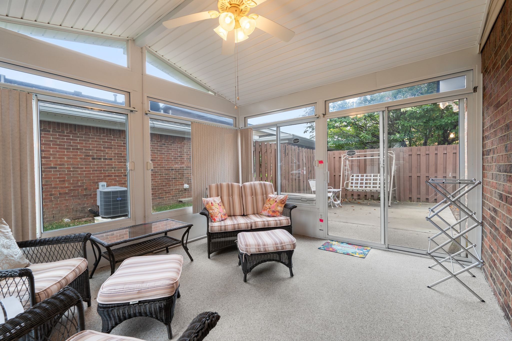 327 Forest Glen Circle