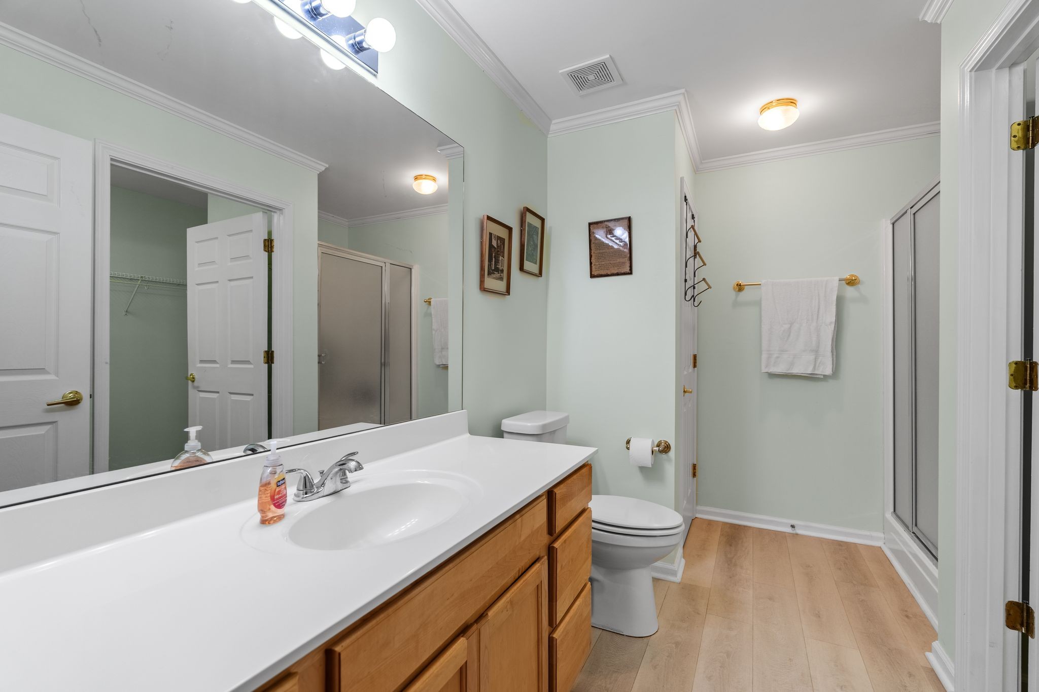 327 Forest Glen Circle