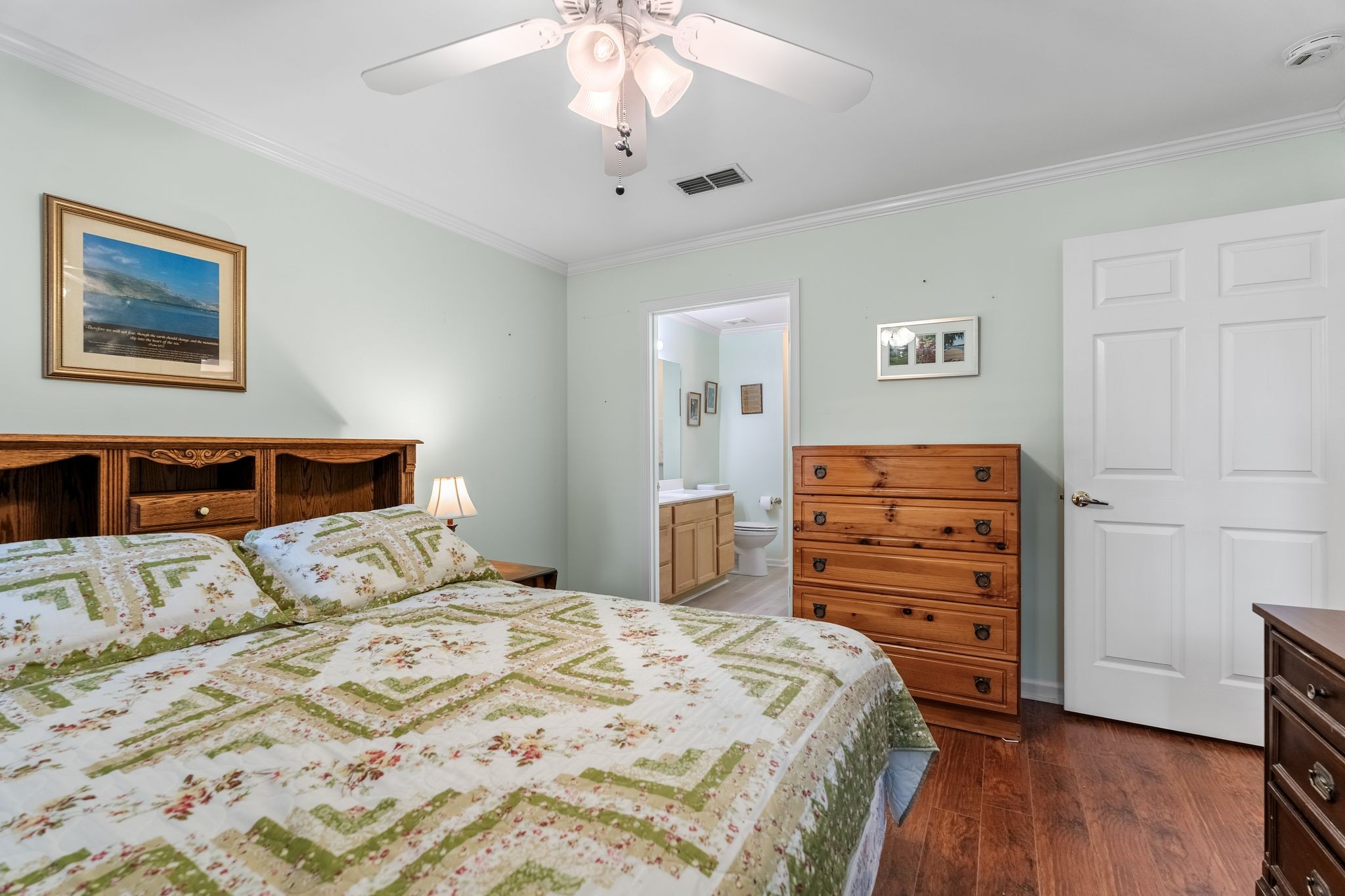 327 Forest Glen Circle