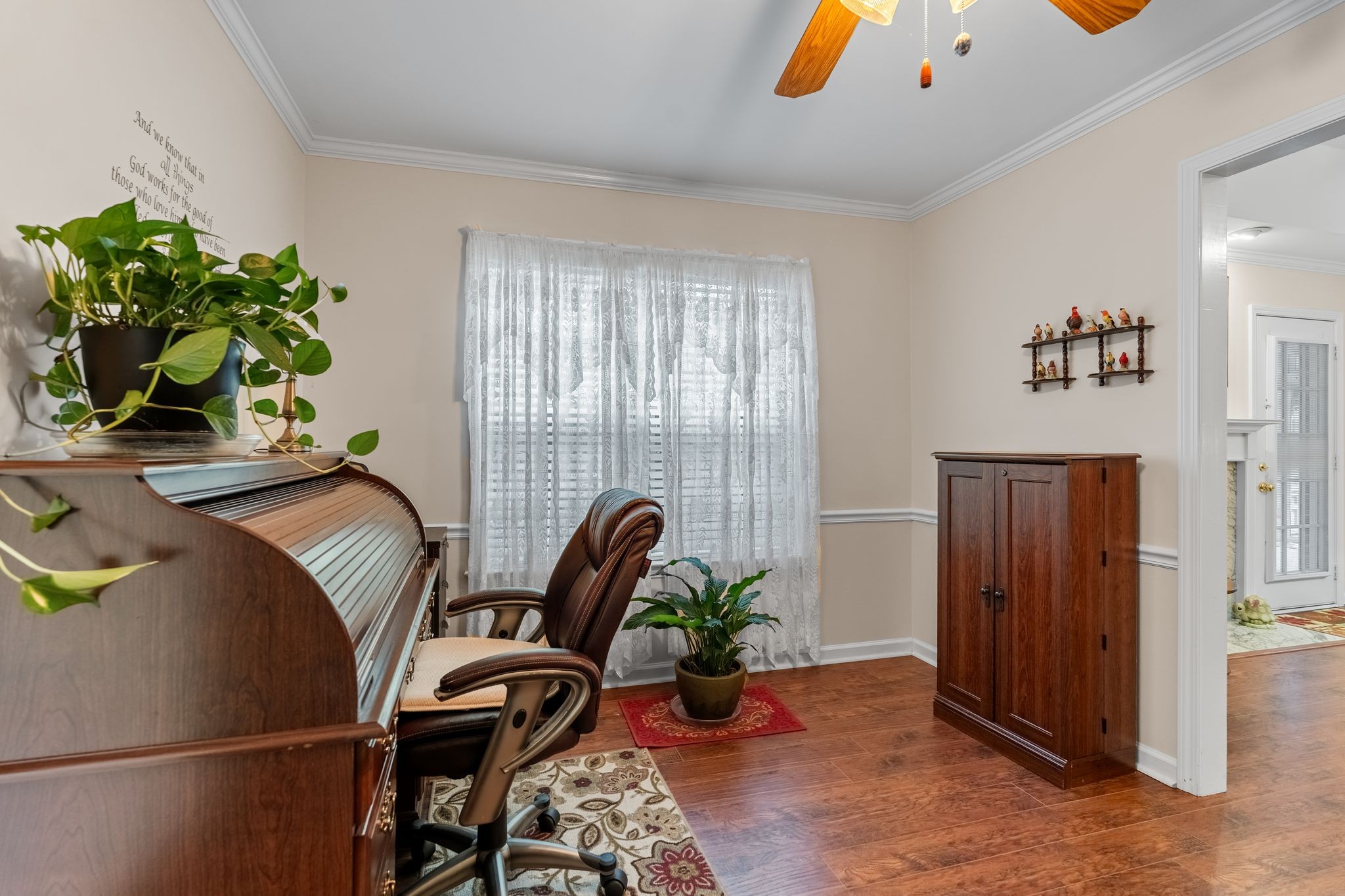 327 Forest Glen Circle