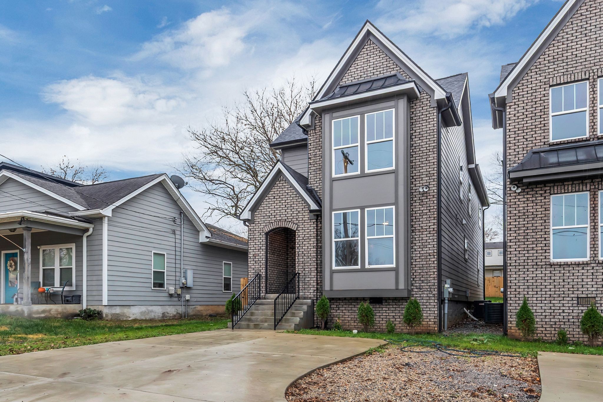 200 Queen Ave Unit: A