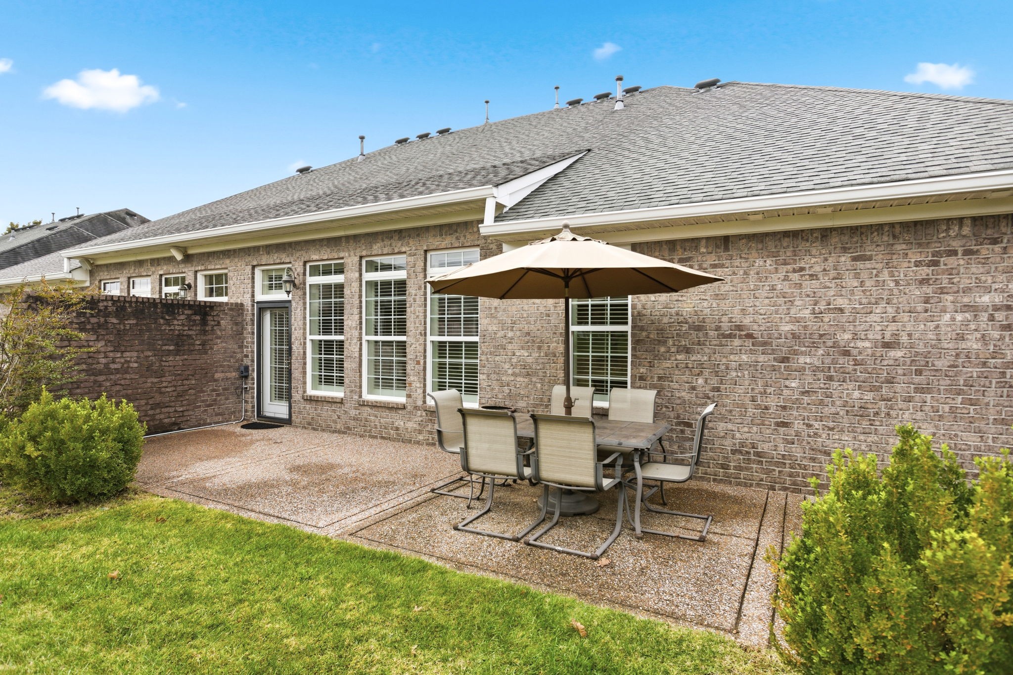 1221 Chickadee Cir