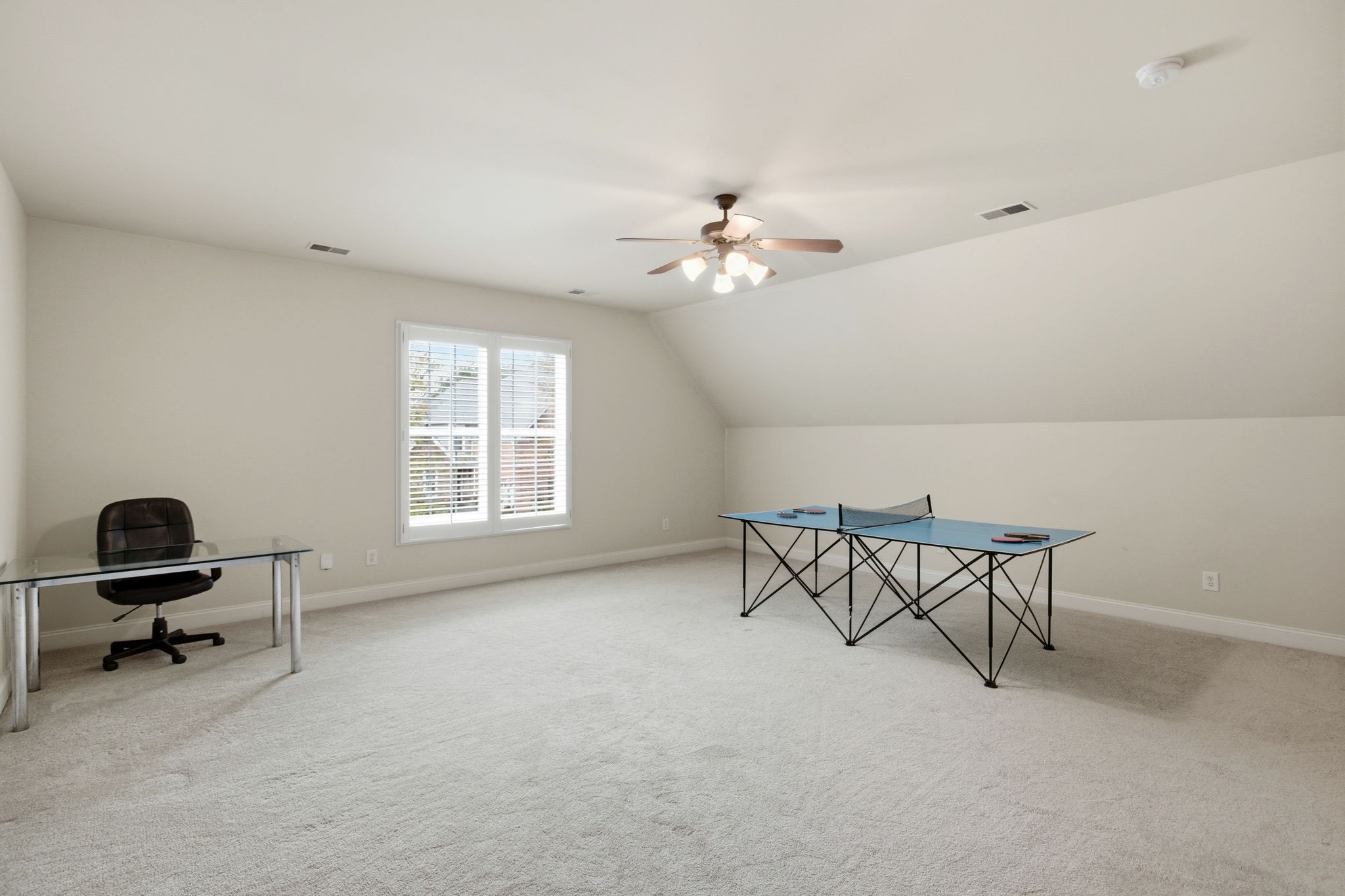 1221 Chickadee Cir