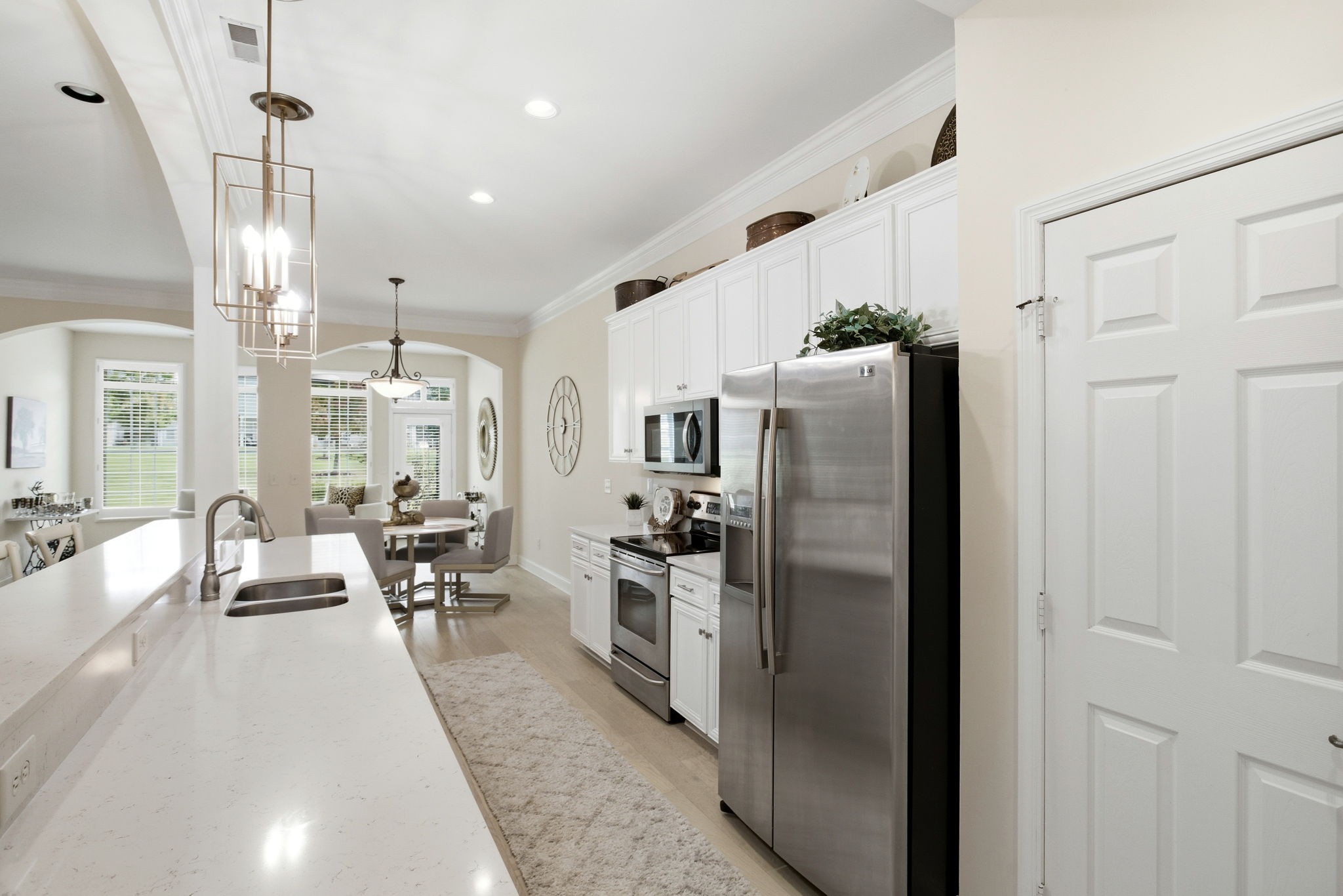 1221 Chickadee Cir