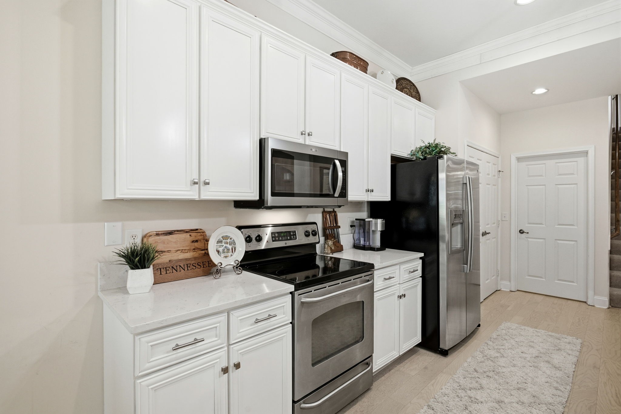 1221 Chickadee Cir