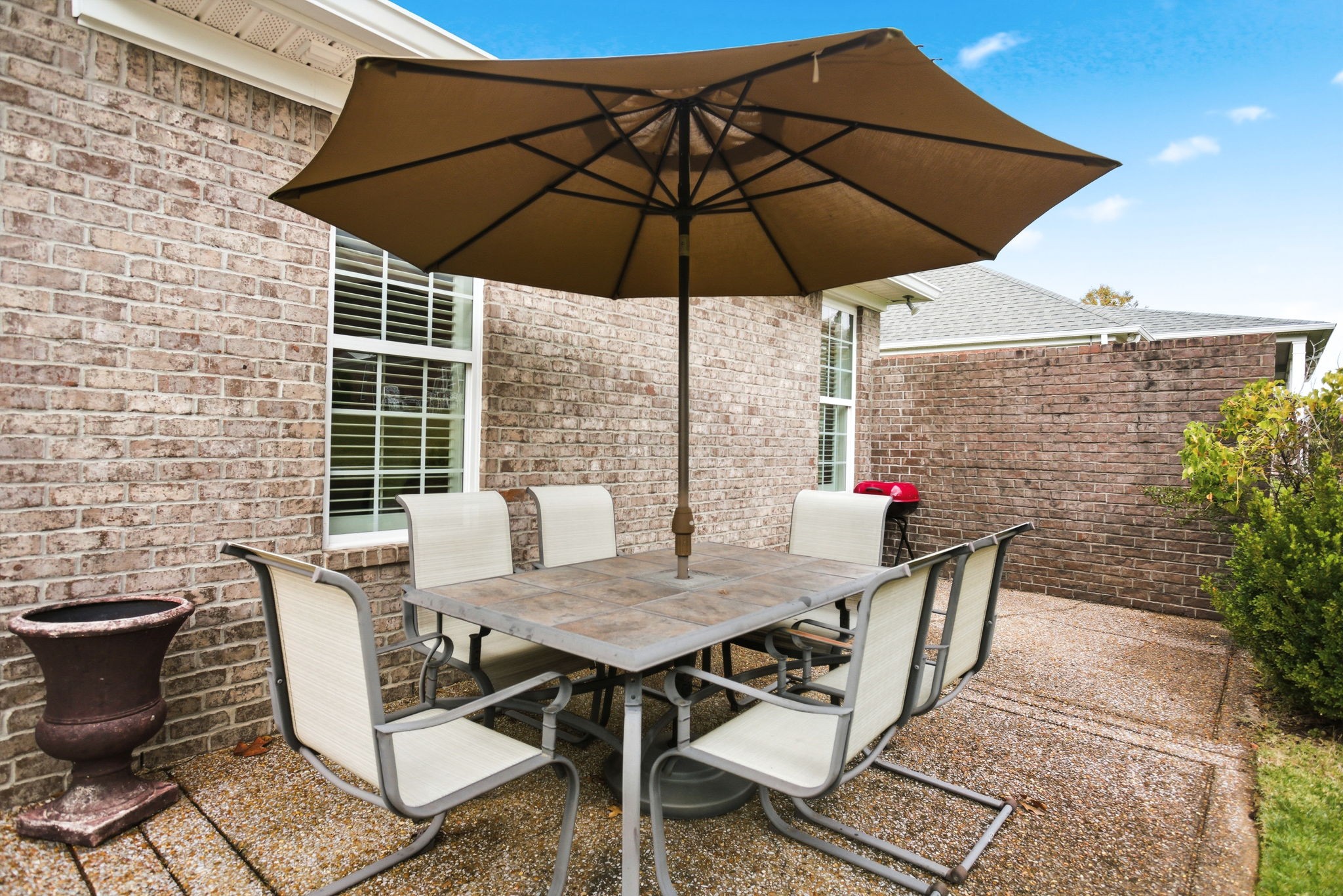 1221 Chickadee Cir