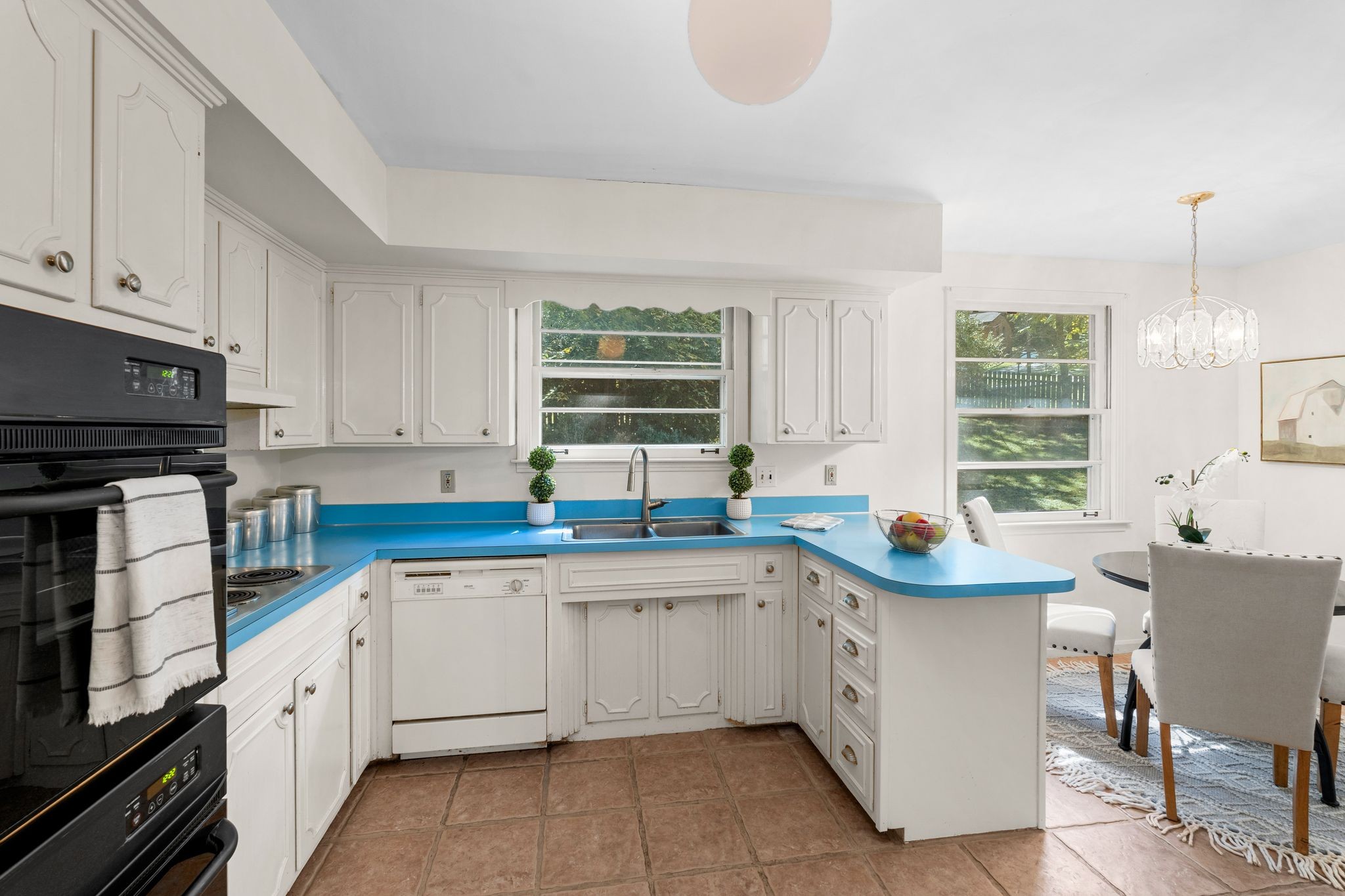 841 Highland Crest Dr