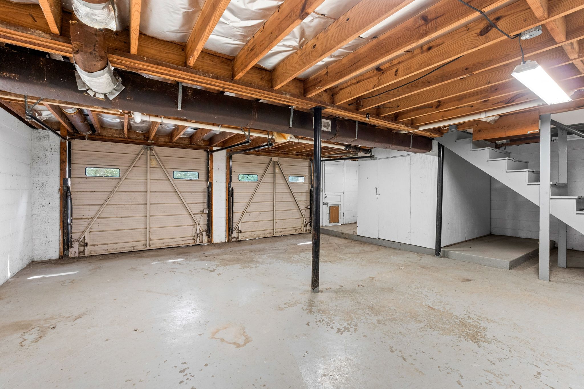 841 Highland Crest Dr