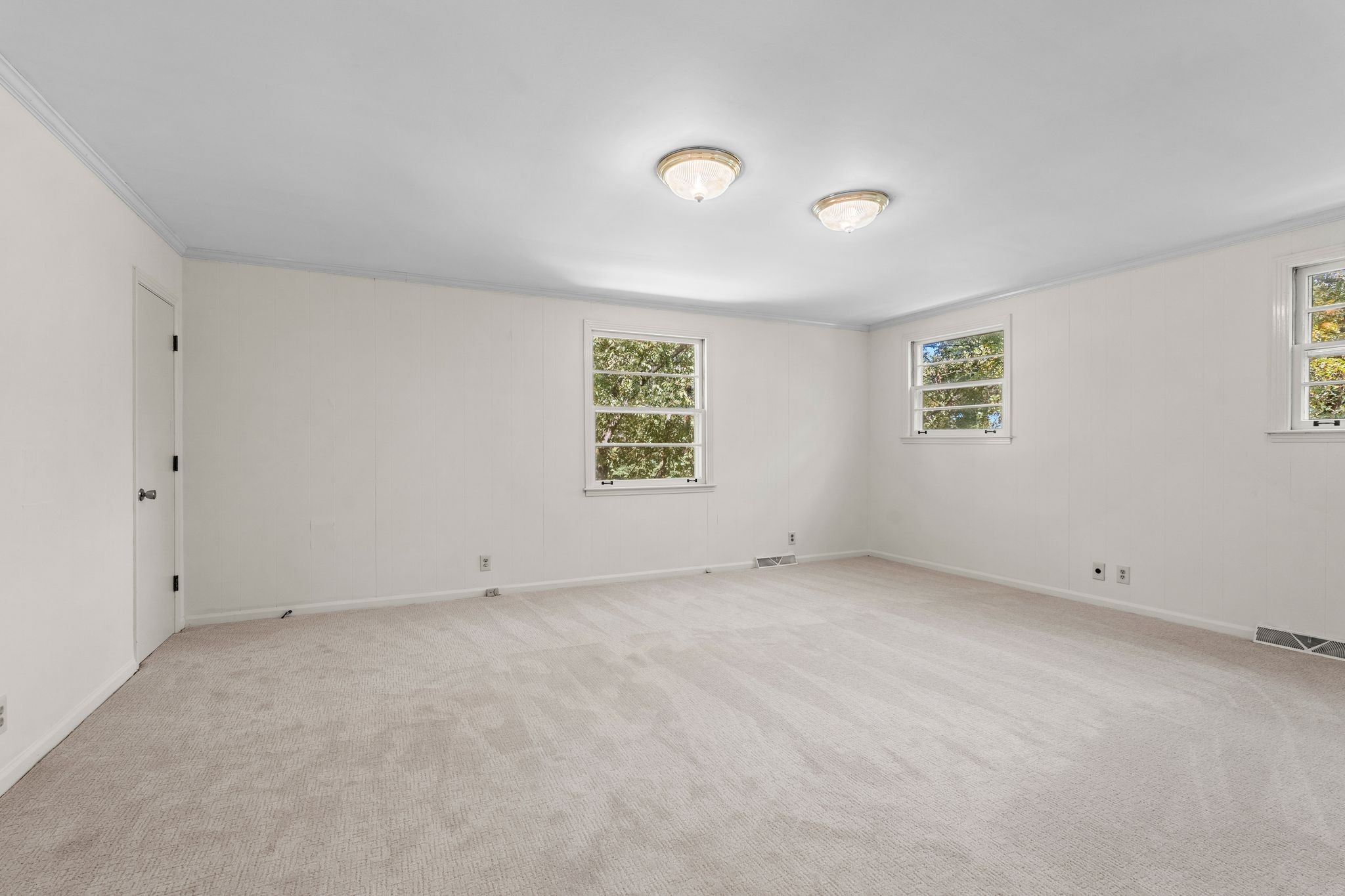 841 Highland Crest Dr