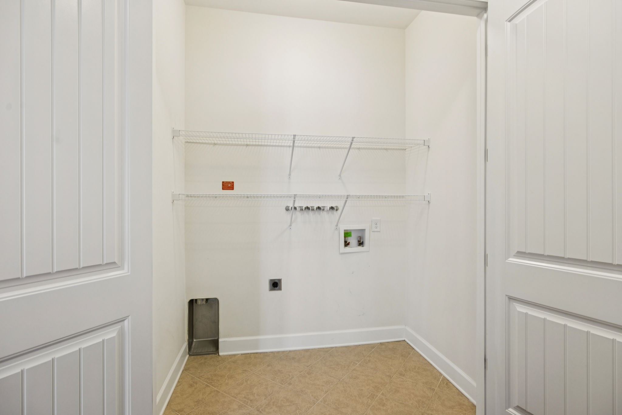 106 Front St Unit: 11