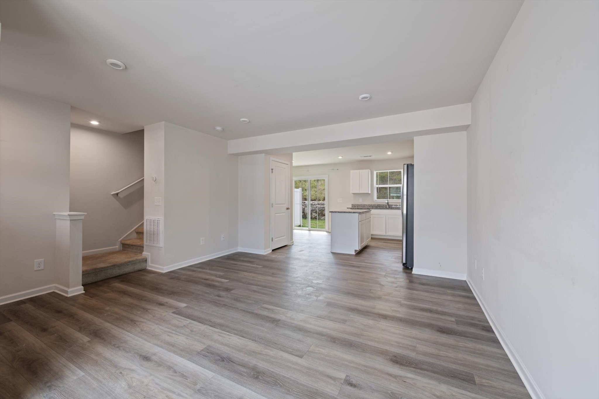 1607 Mountain Ash Ln