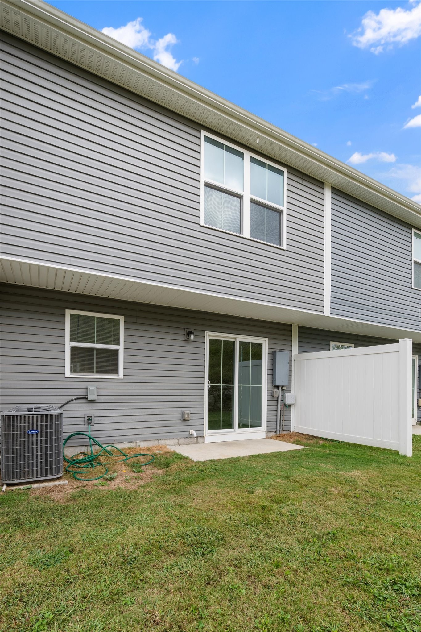 1607 Mountain Ash Ln