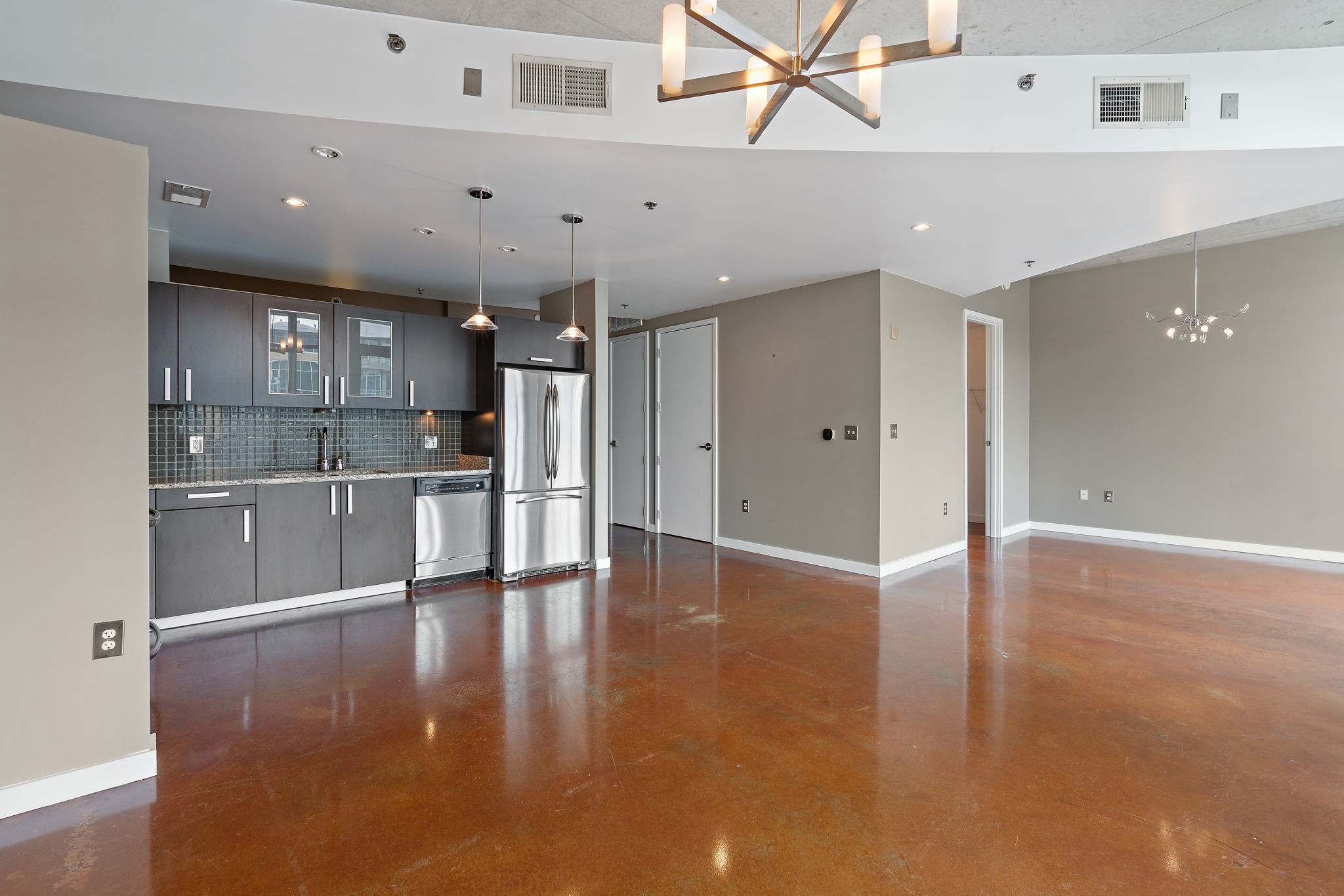 600 12th Ave S Unit: 1708