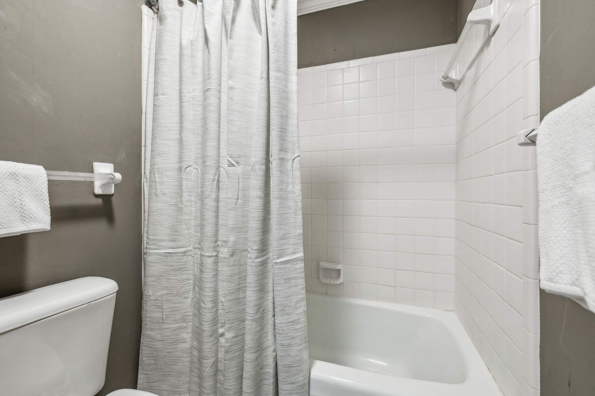 102 Foxborough Sq, W