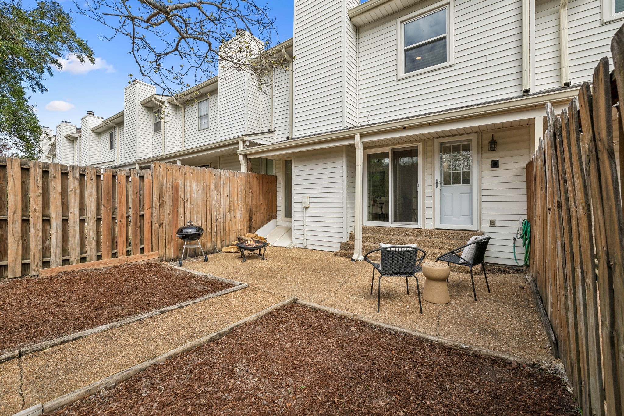 102 Foxborough Sq, W