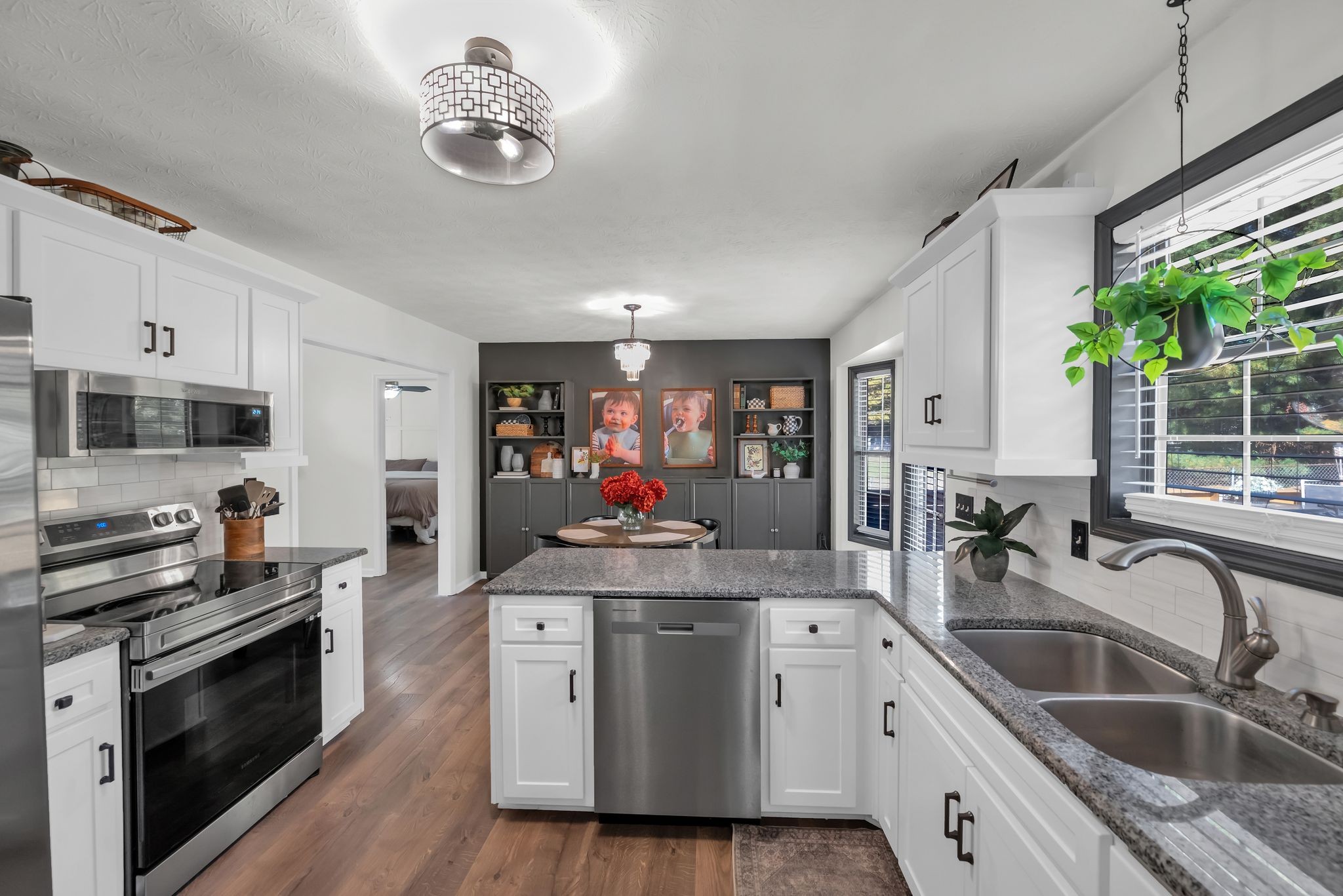 105 Indian Pointe Dr