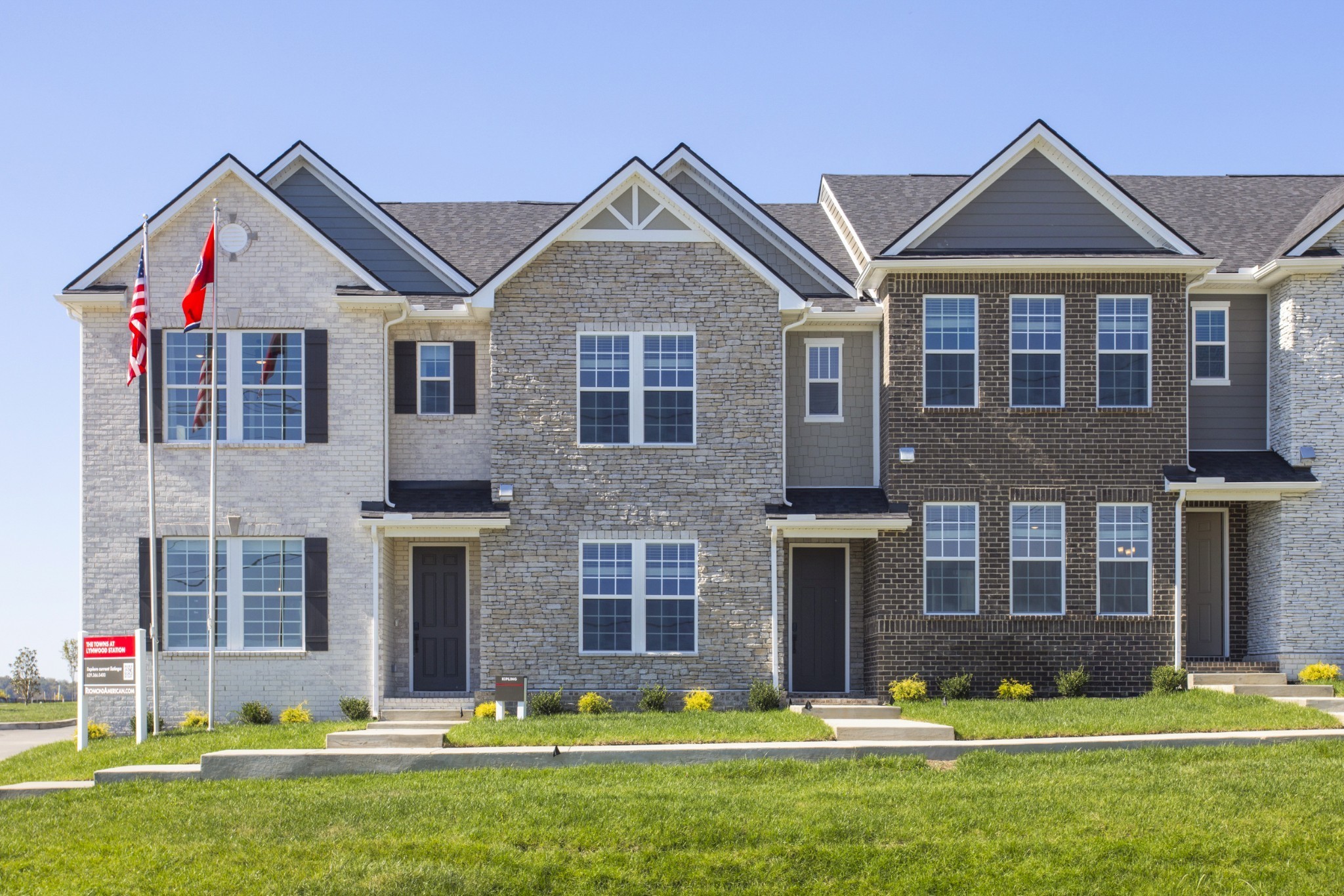 318 Lynwood Station Boulevard