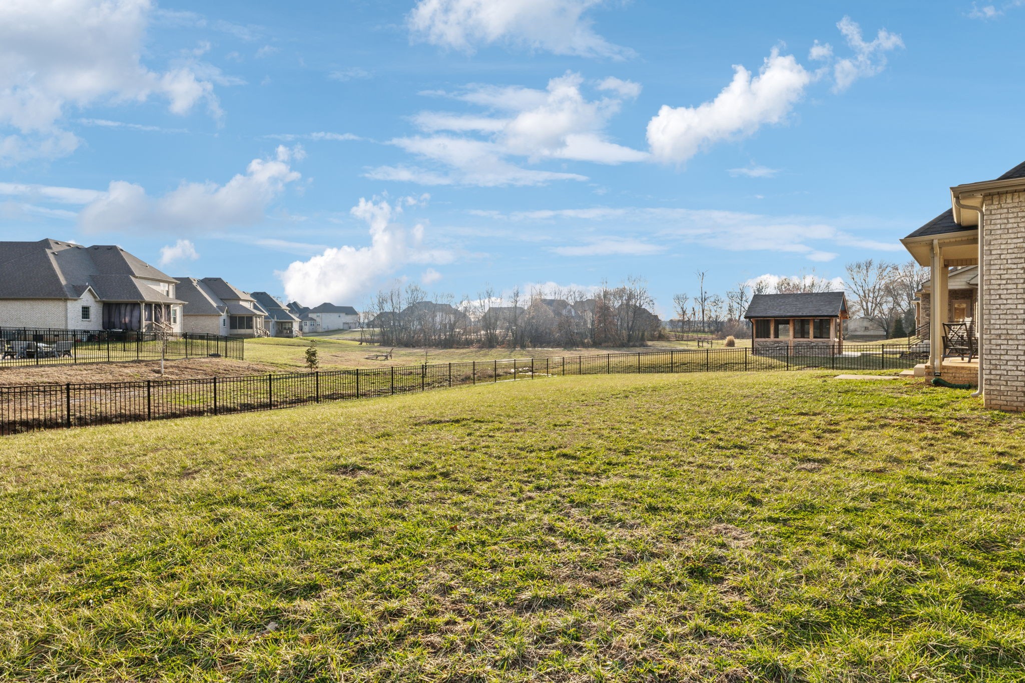 1528 Charles Bell Rd