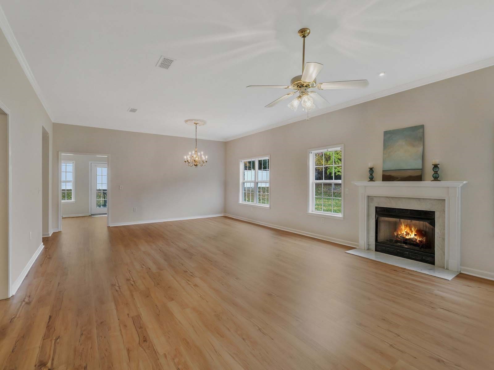 702 Forest Glen Circle