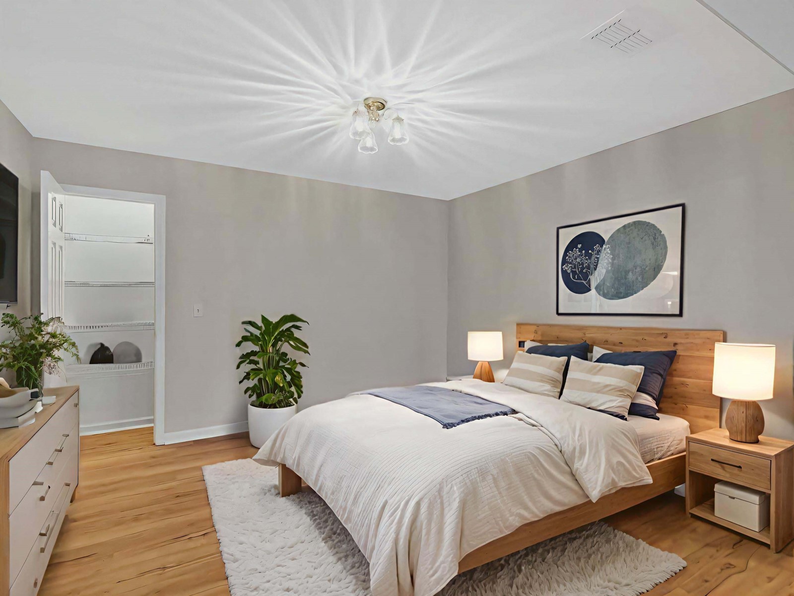 702 Forest Glen Circle