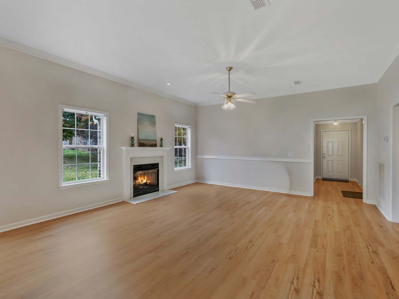 702 Forest Glen Circle