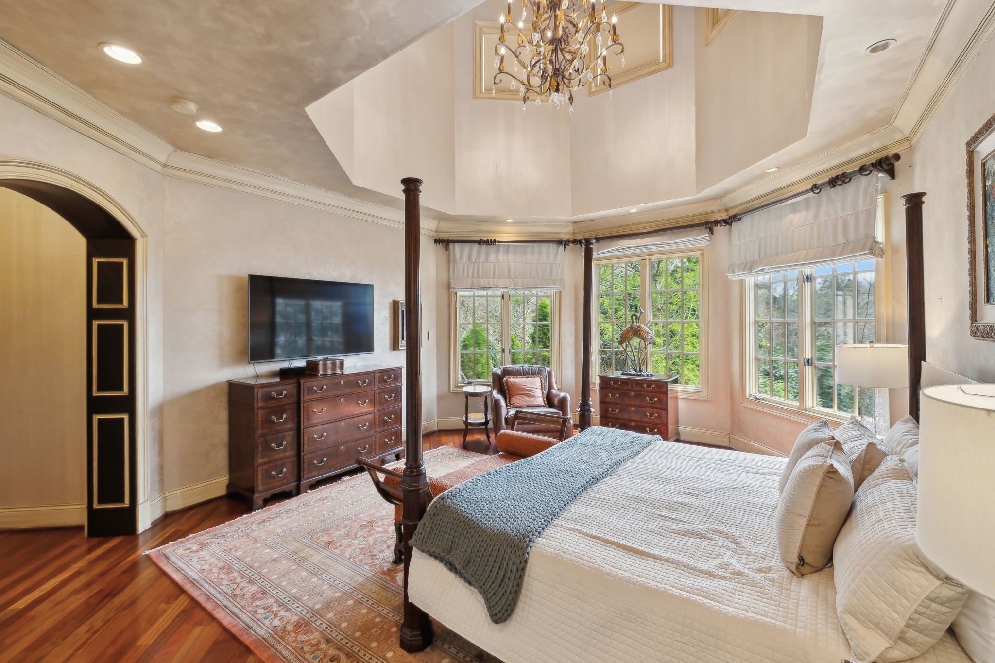 128 Woodward Hills Pl