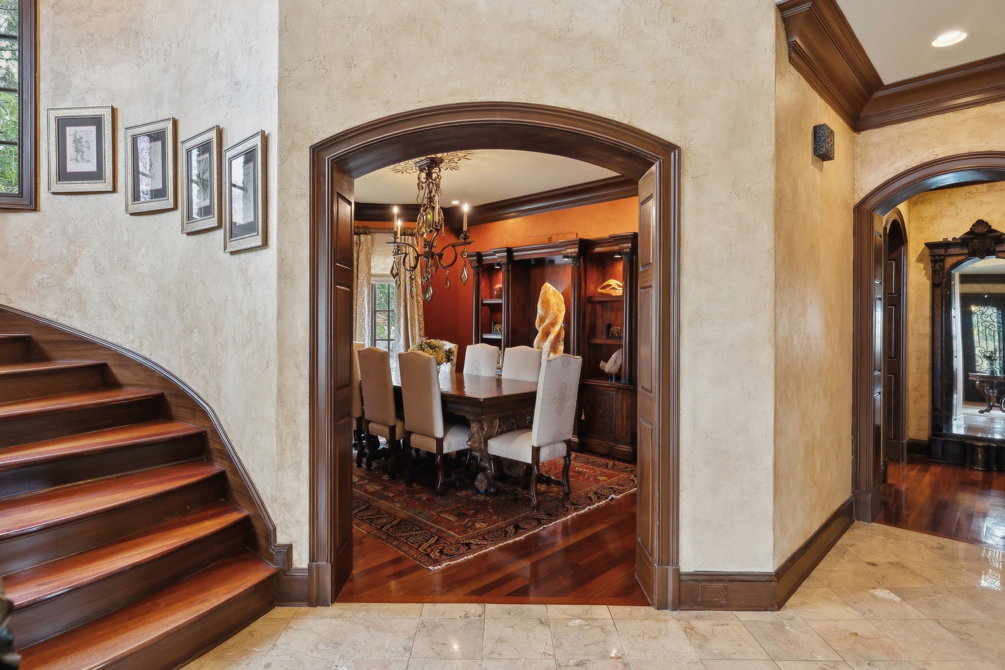 128 Woodward Hills Pl