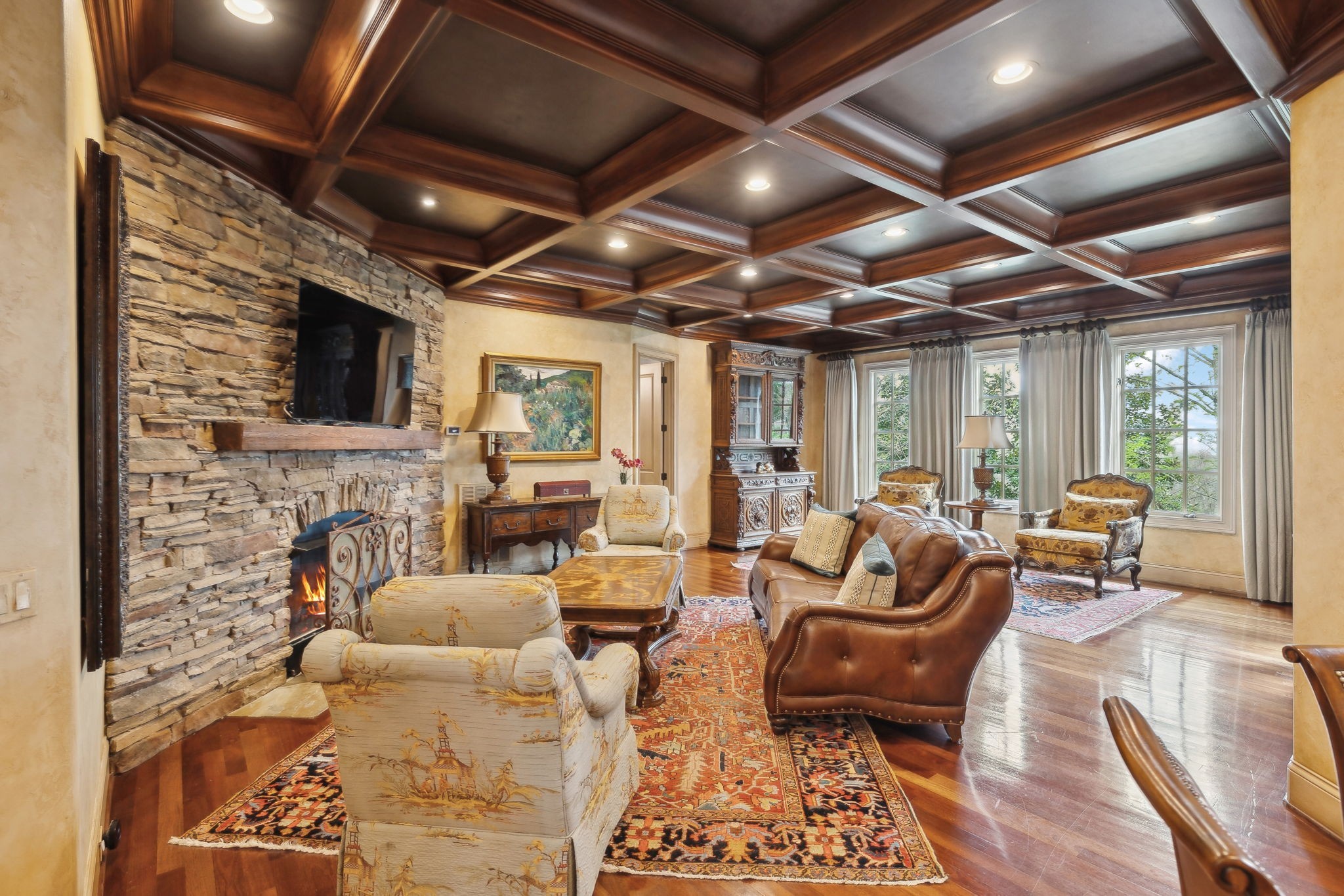 128 Woodward Hills Pl