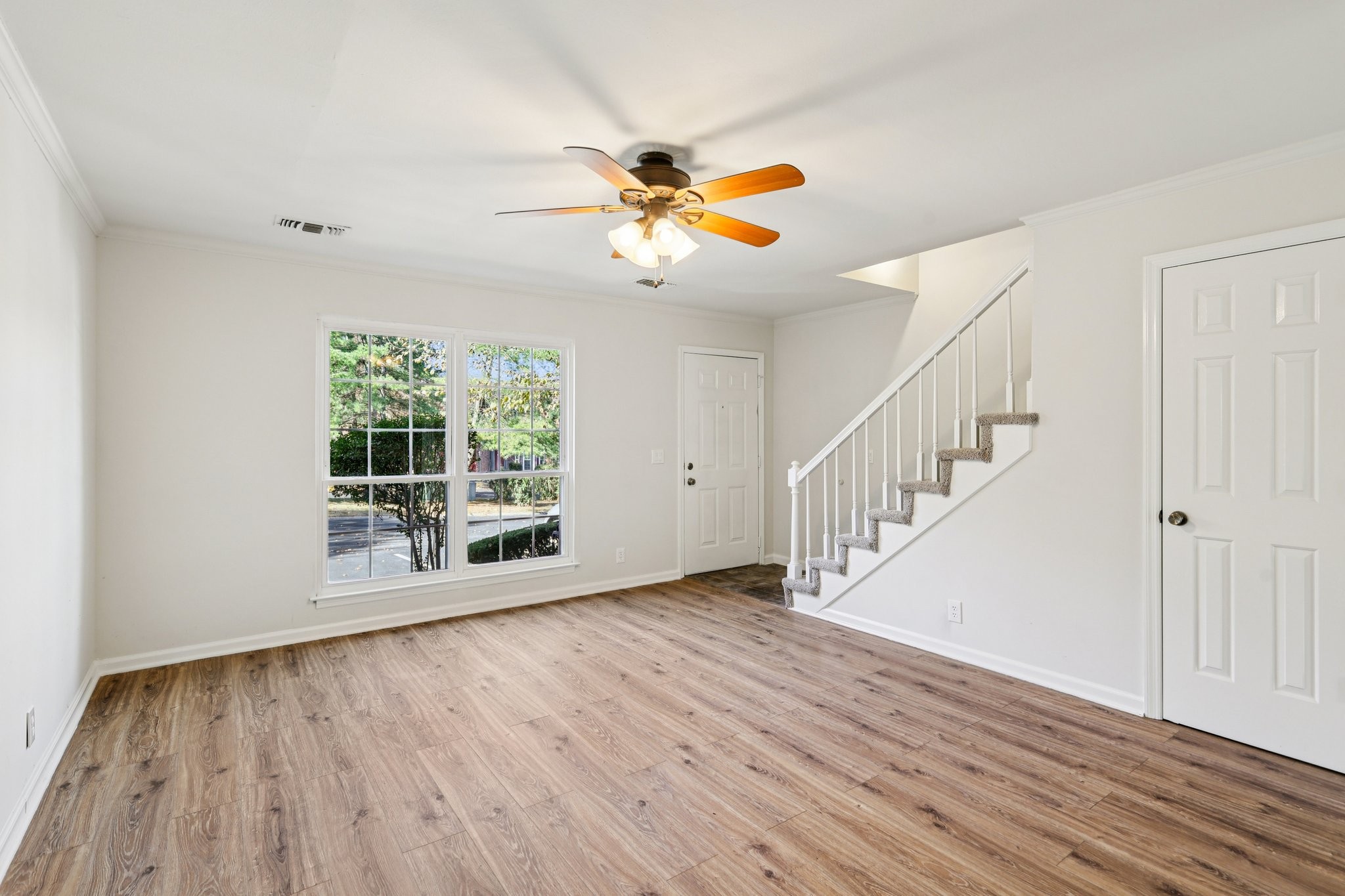 618 Hickory Glade Ct