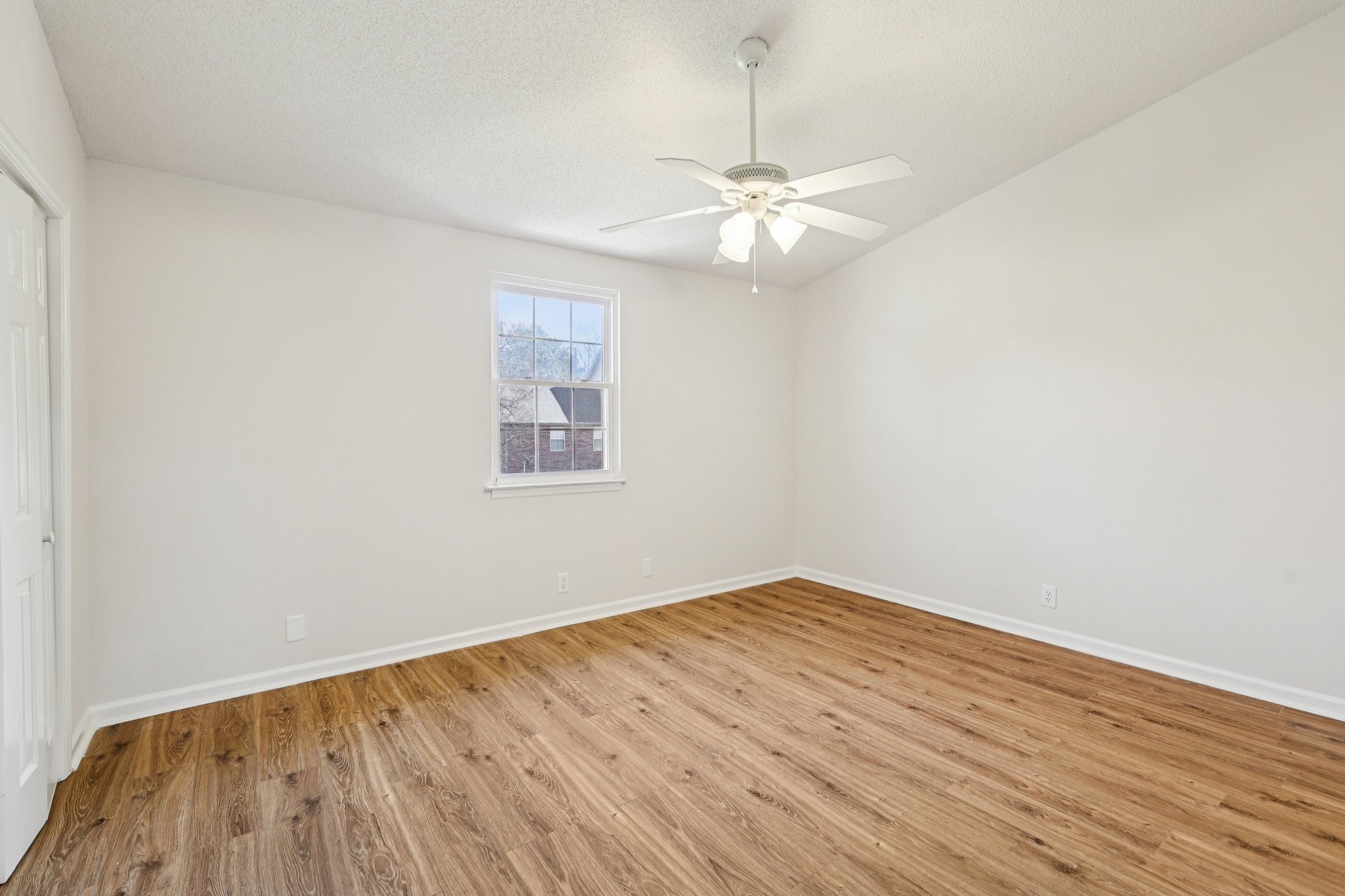 618 Hickory Glade Ct