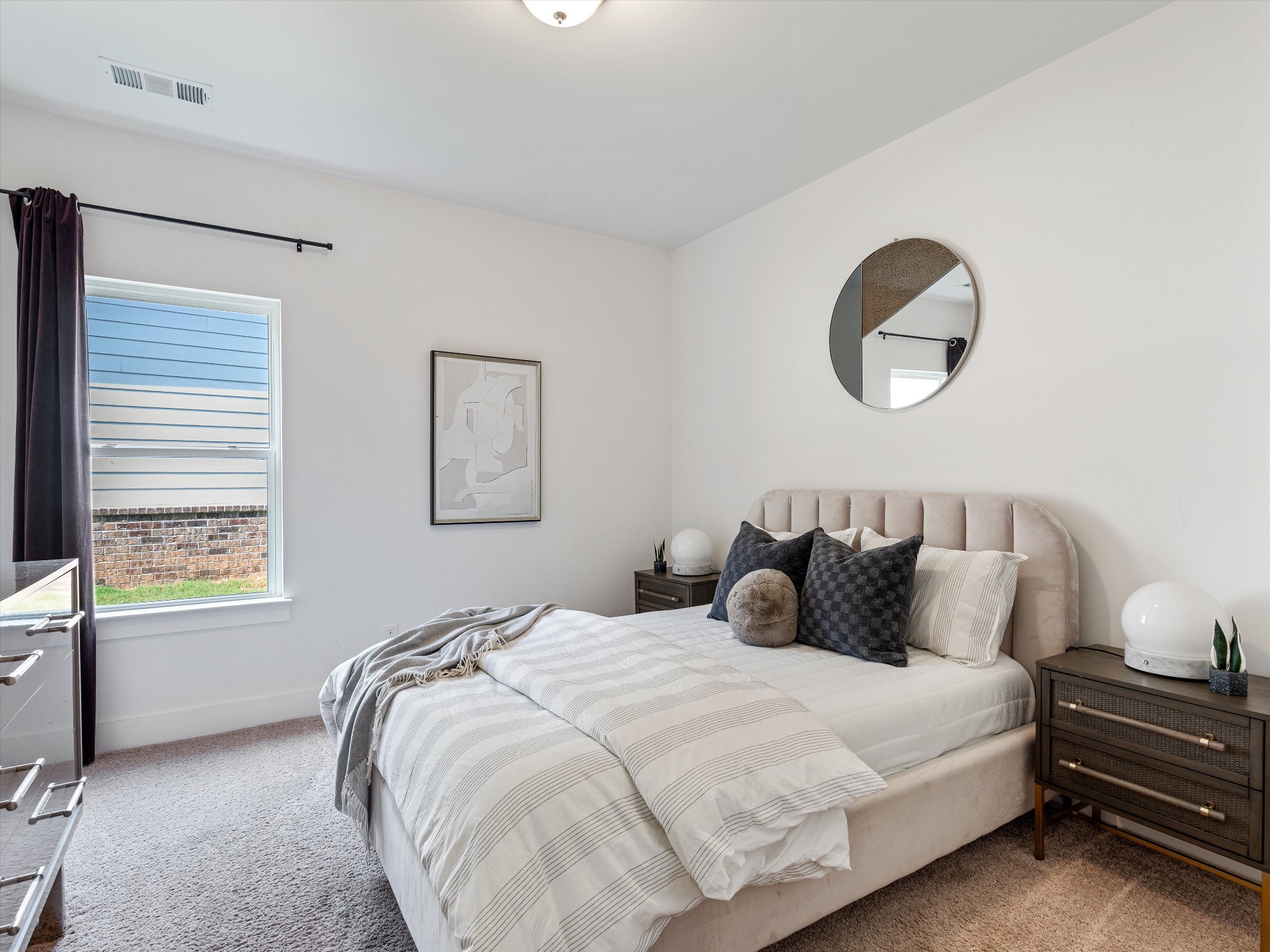 213 Hermitage Point Dr